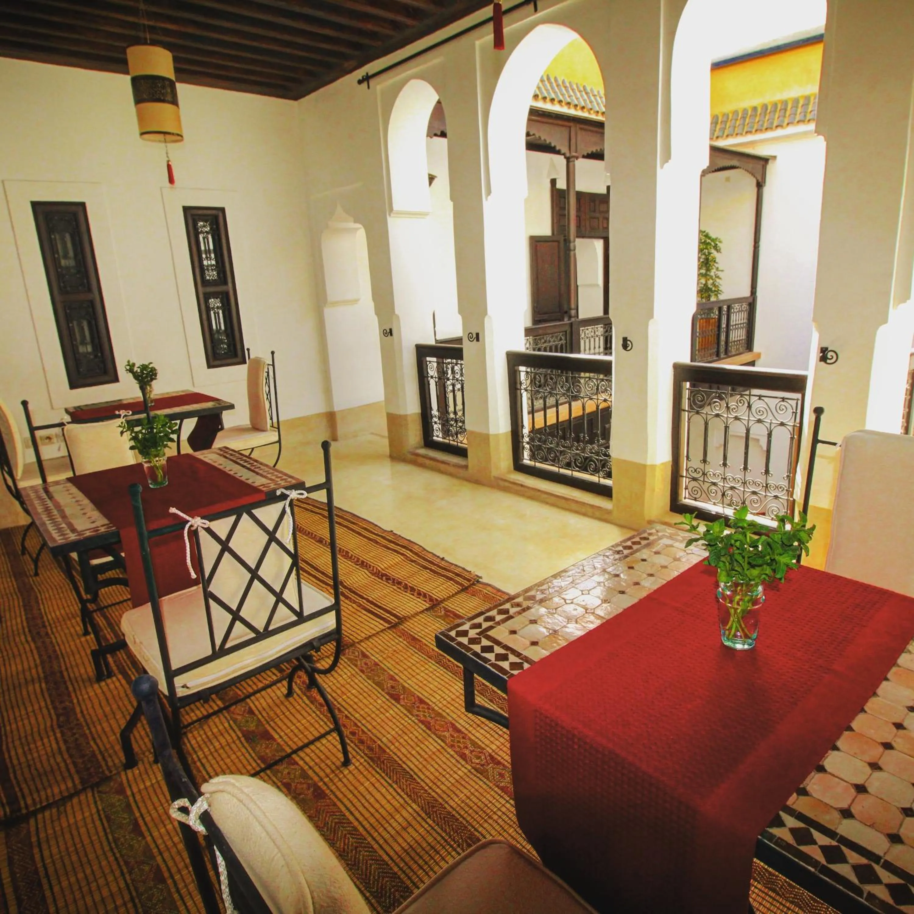 Decorative detail in Riad Les 5 Soeurs