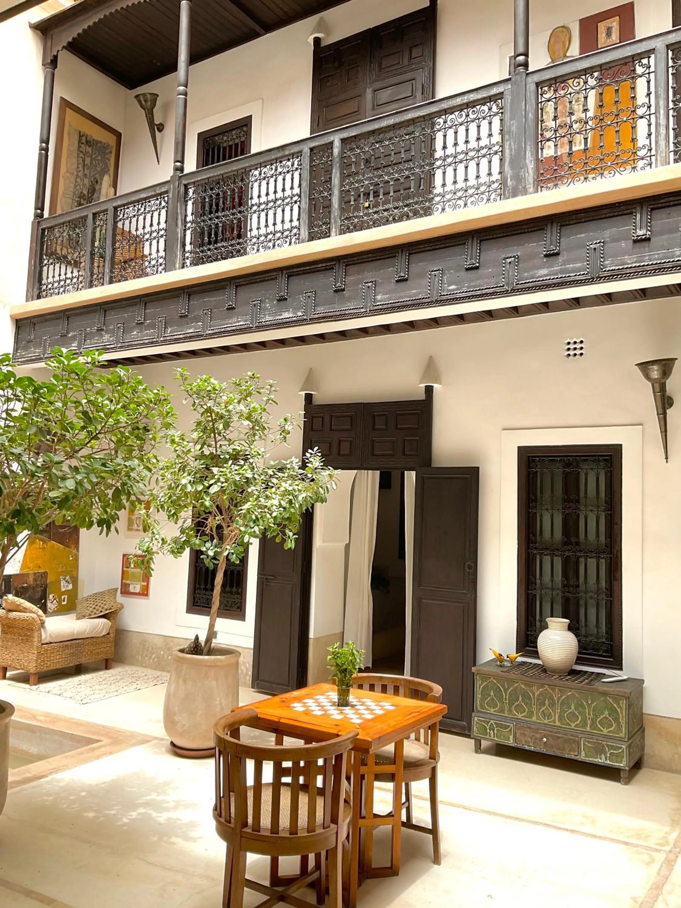 Inner courtyard view in Riad Les 5 Soeurs