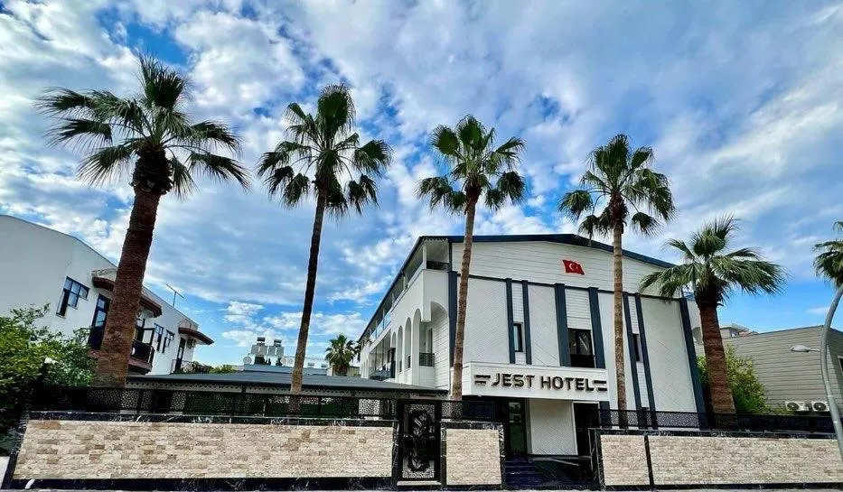 Jest Hotel