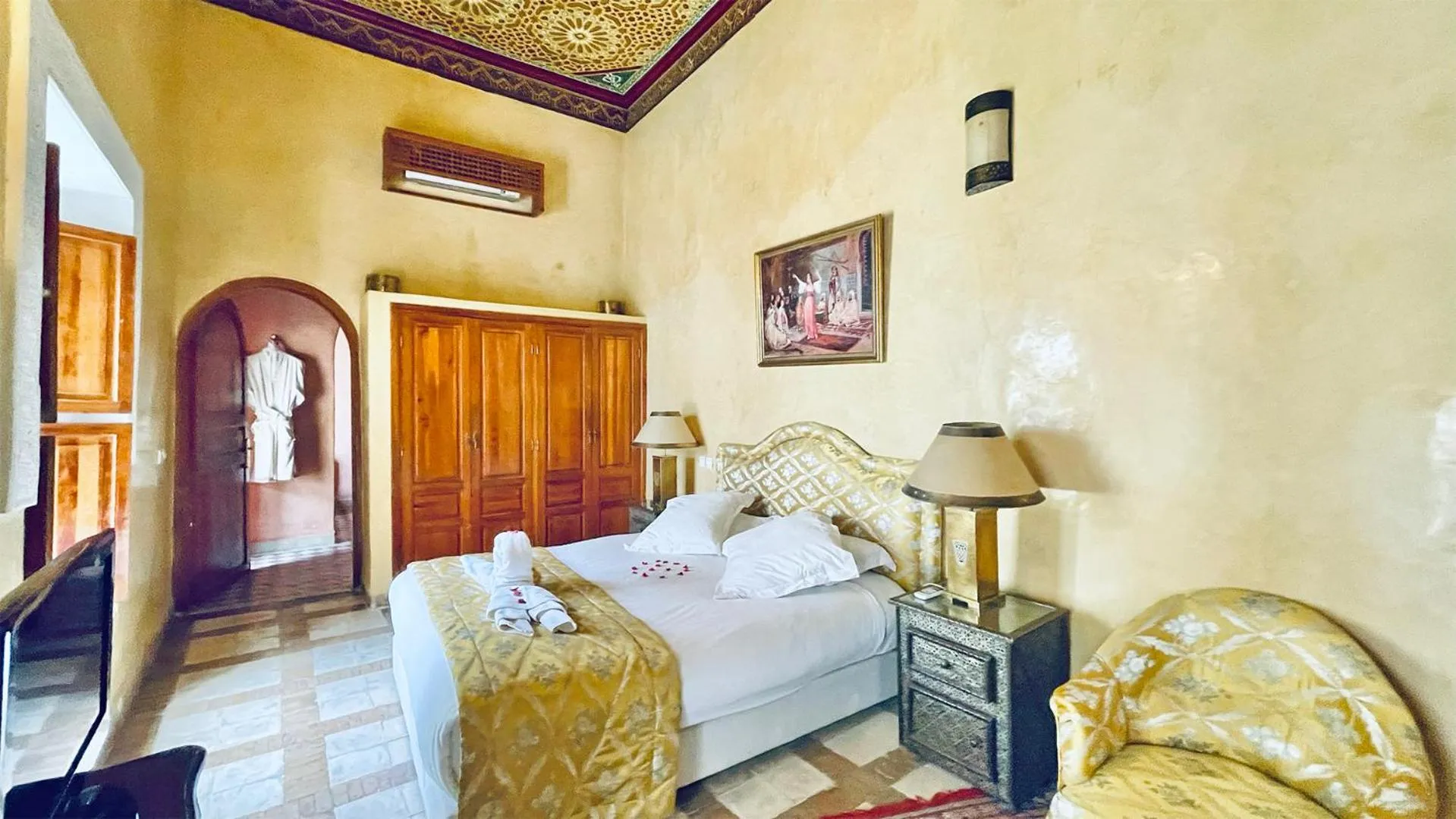 Photo of the whole room, Bed in Riad & Spa Esprit Du Maroc