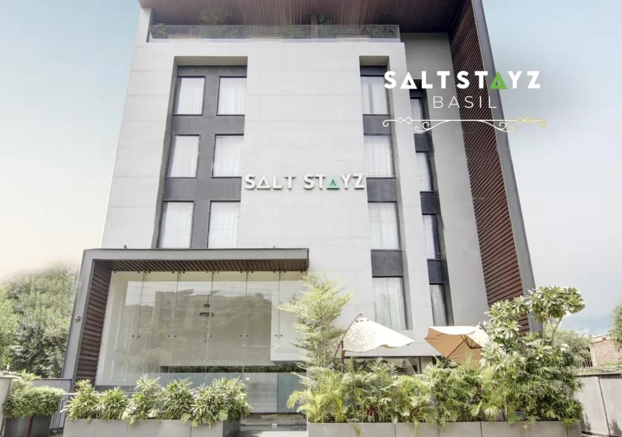 Property building in Saltstayz Basil - Near Golf Course Road & Extension Road