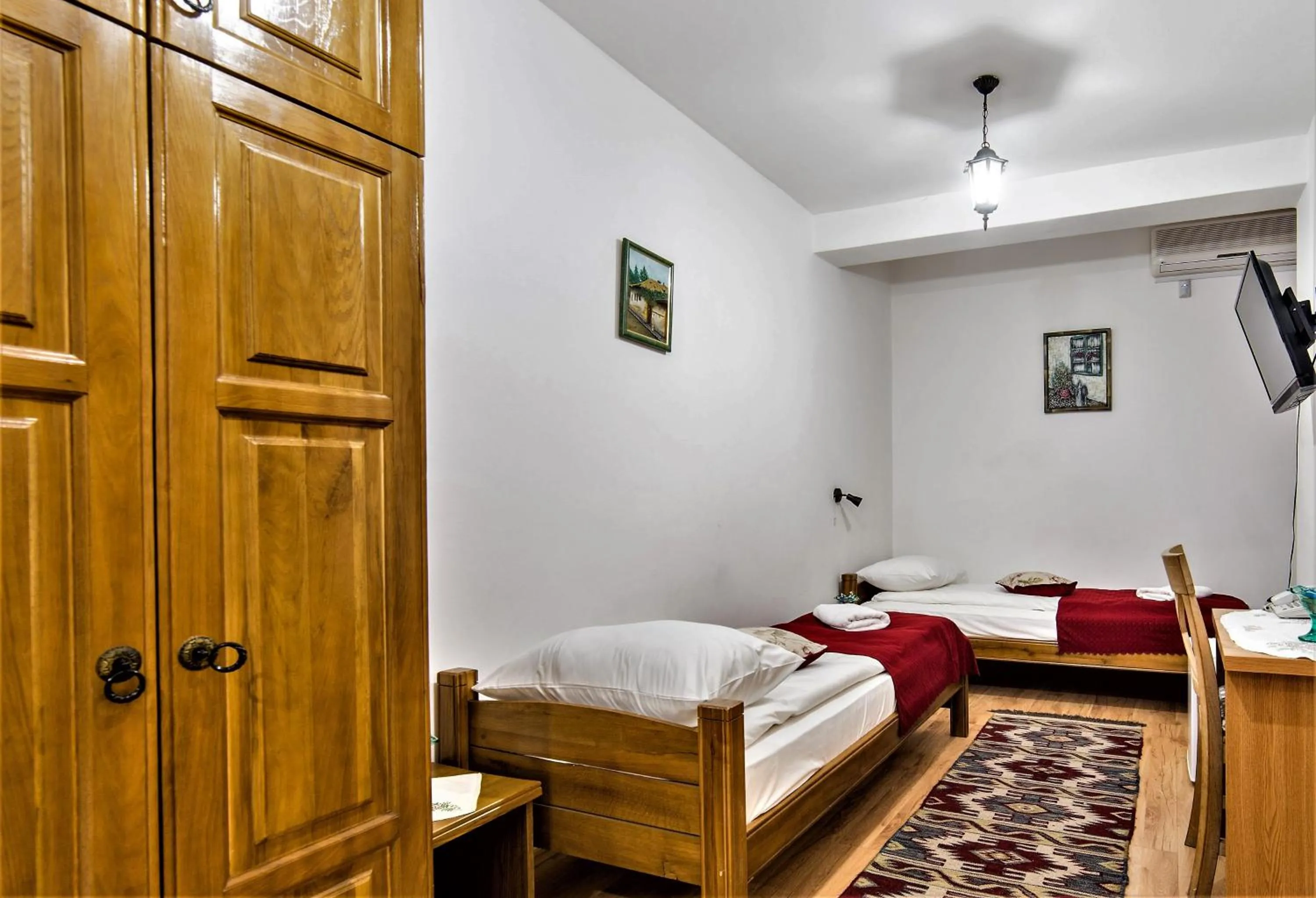 Standard Twin Room - single occupancy in Hotel Kandilj