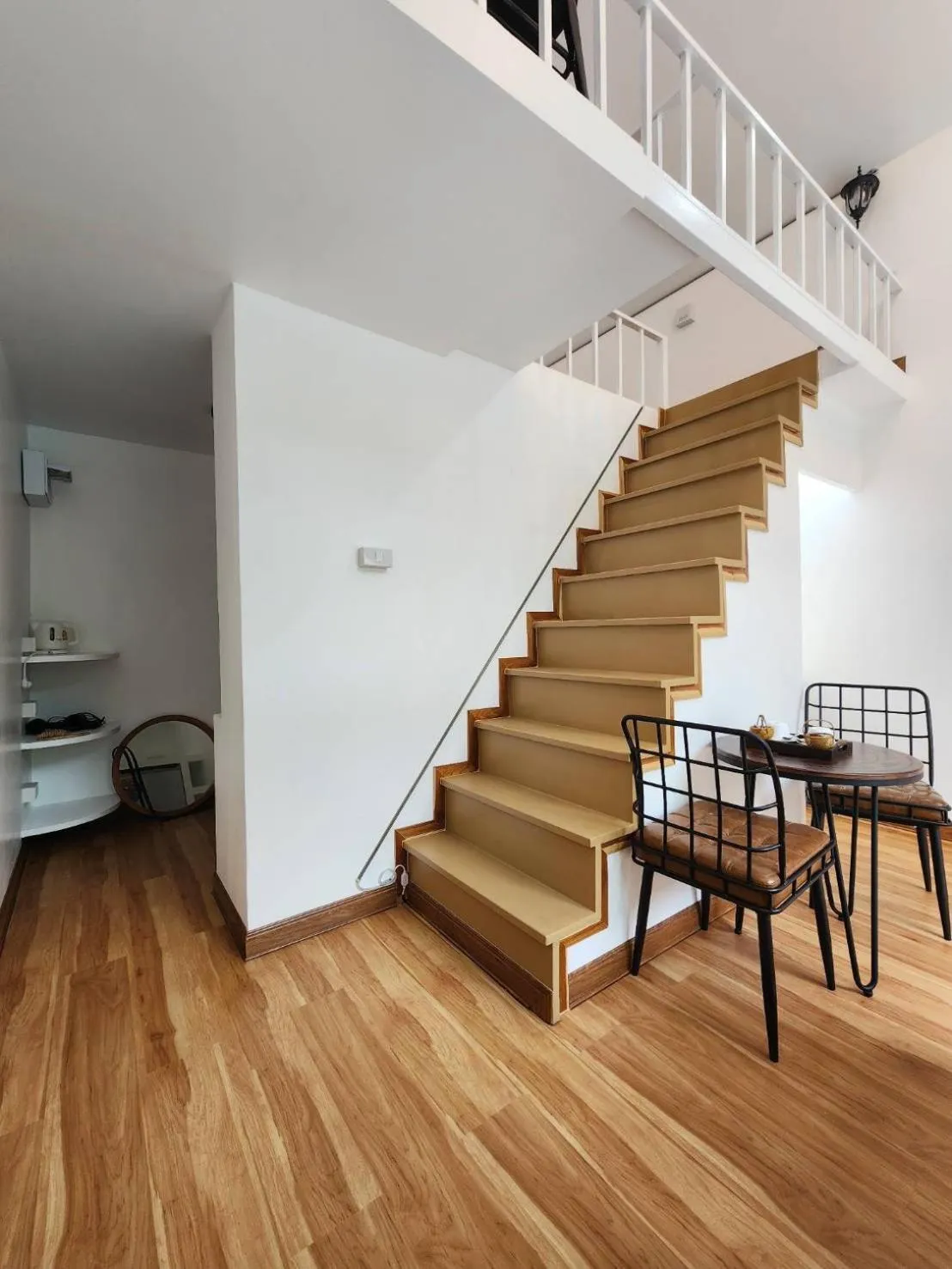 Living room in Lake Hill Resort Kanchanaburi