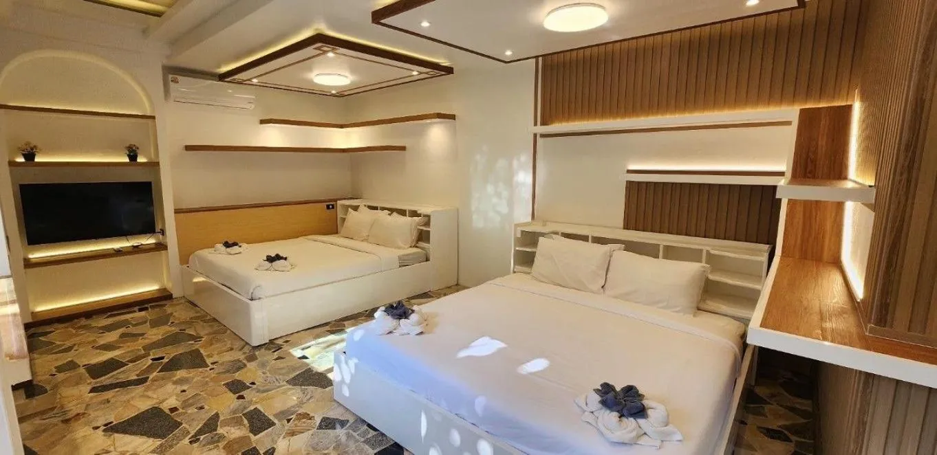 Bed in Lake Hill Resort Kanchanaburi