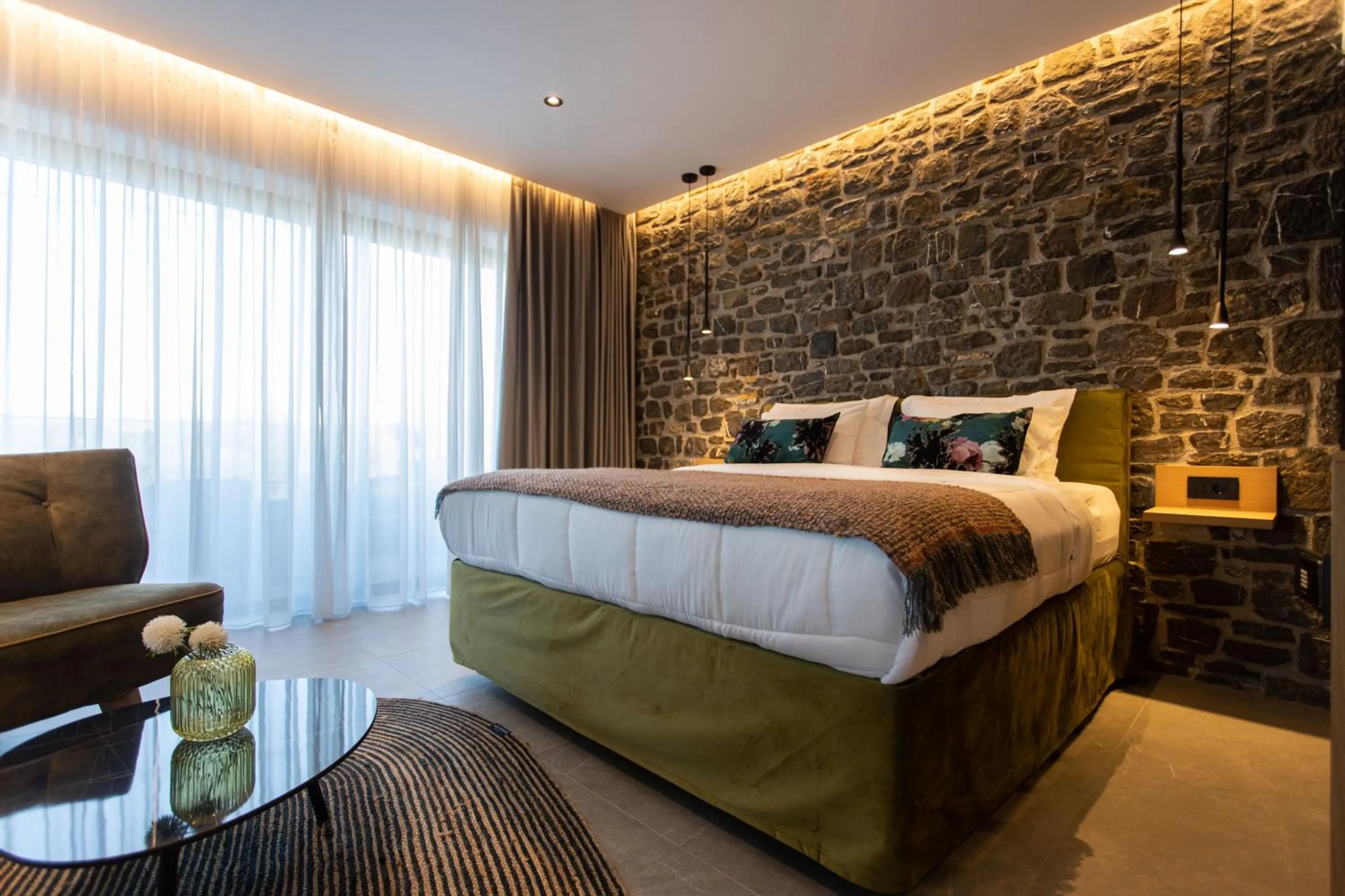 Bed in Opal Executive Suites