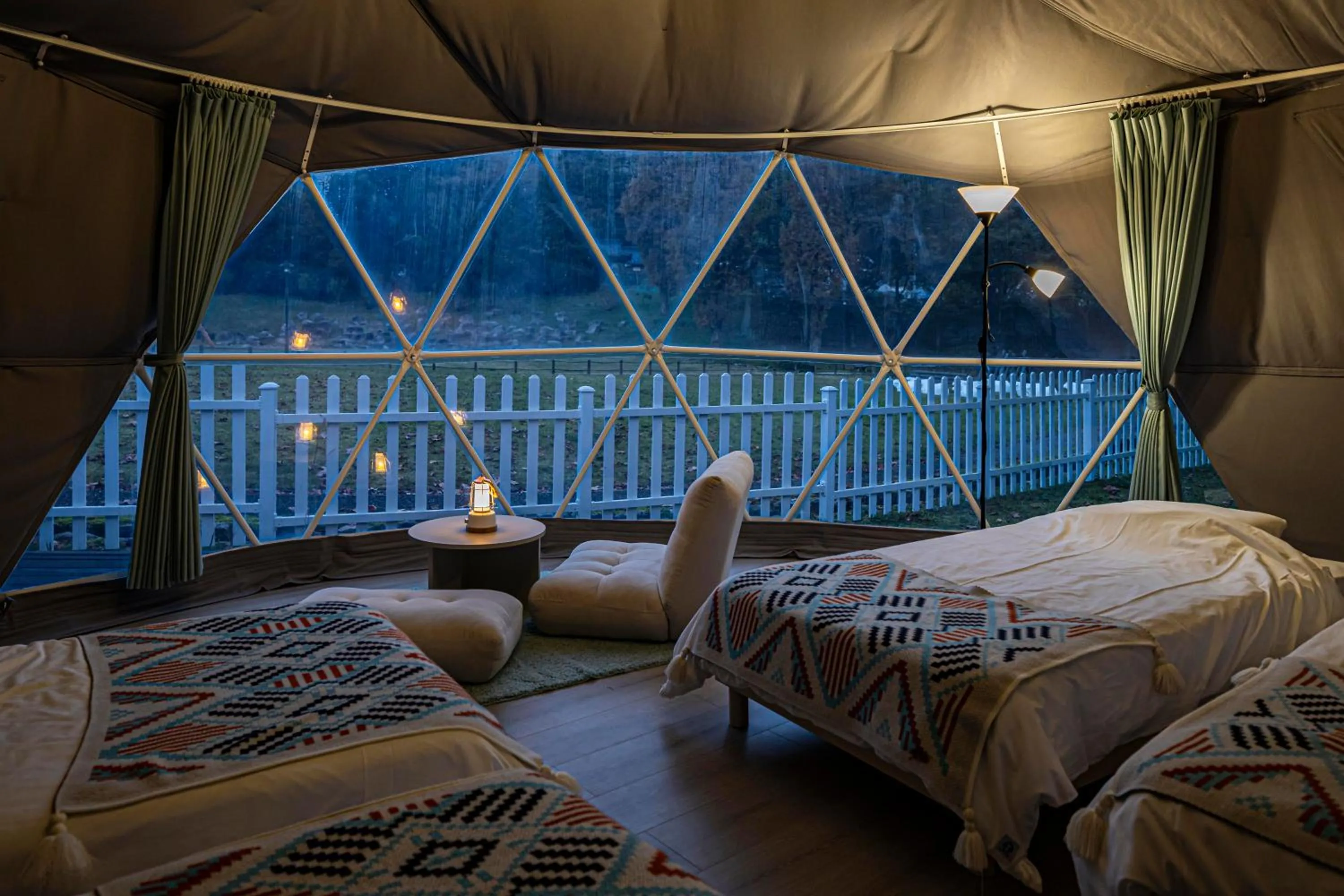 Bed in glampark Monte Rosa Hyogo