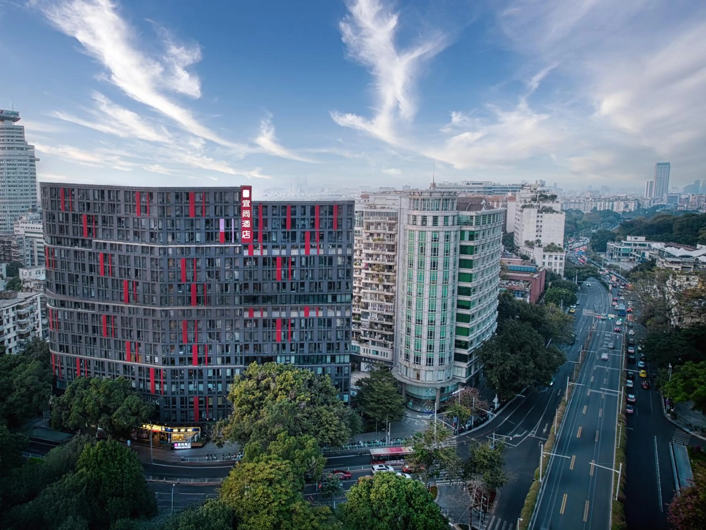 Property building in Yishang Hotel - Guangzhou Railway Station Yuexiu Park Subway Station