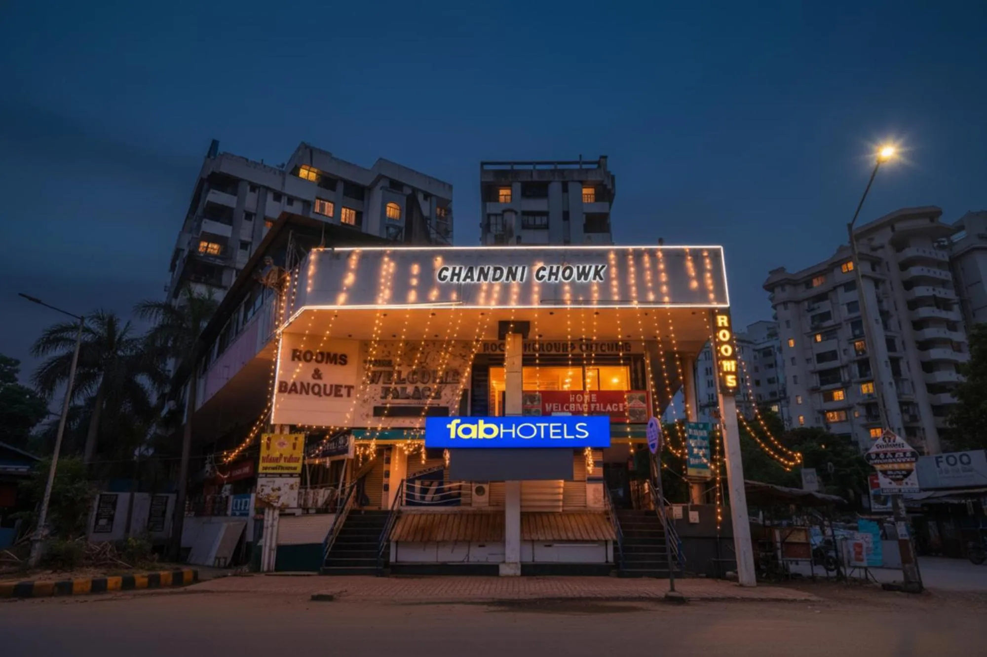 Property building in FabHotel Prime Welcome Palace - Inside Chandni Chowk Complex