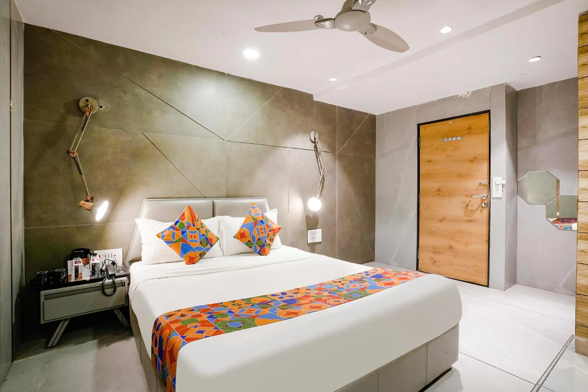 Bed in FabHotel Prime Welcome Palace - Inside Chandni Chowk Complex