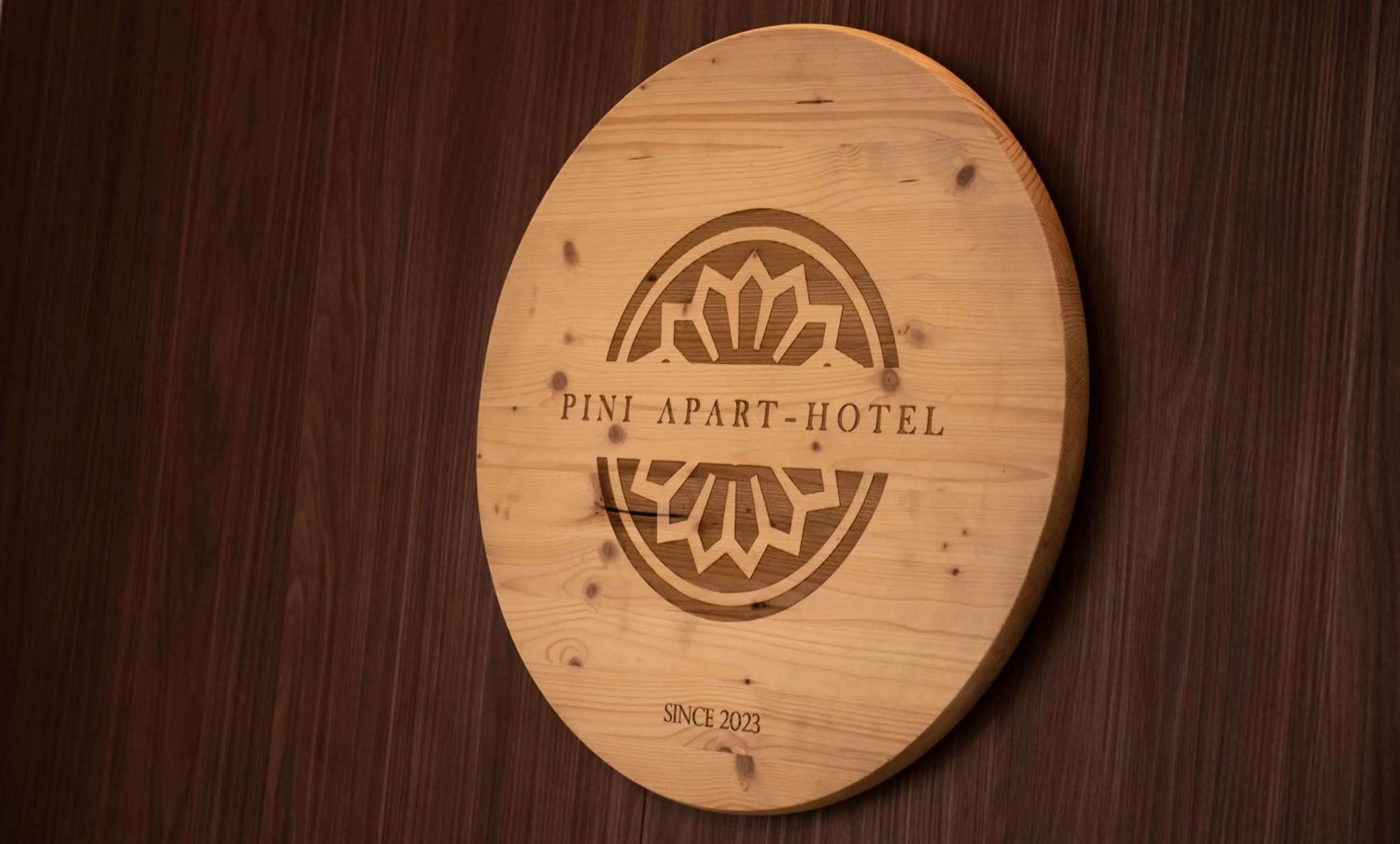 Decorative detail in Pini Apart-hotel