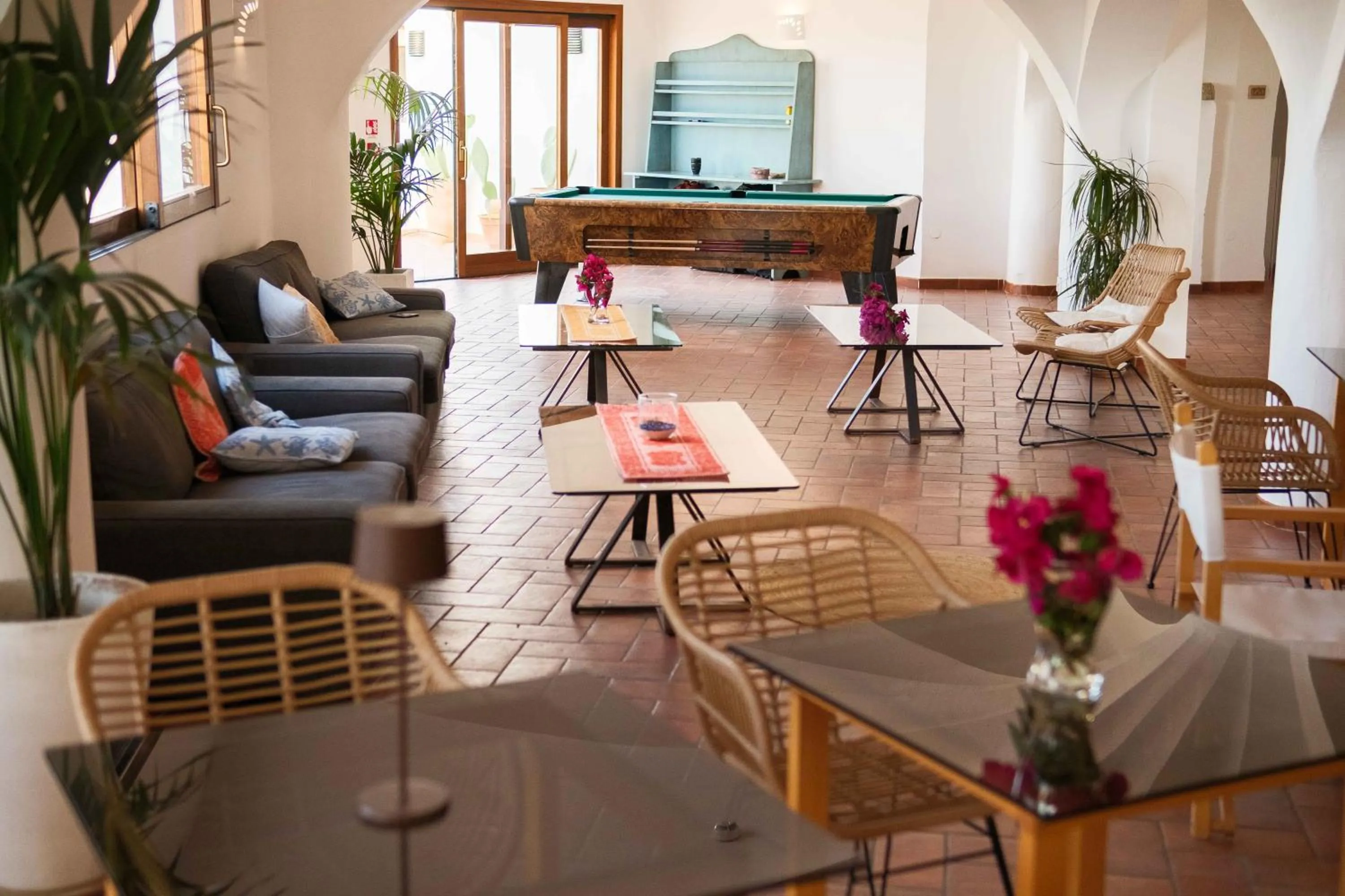 Communal lounge/ TV room in Hotel Pedra Santa