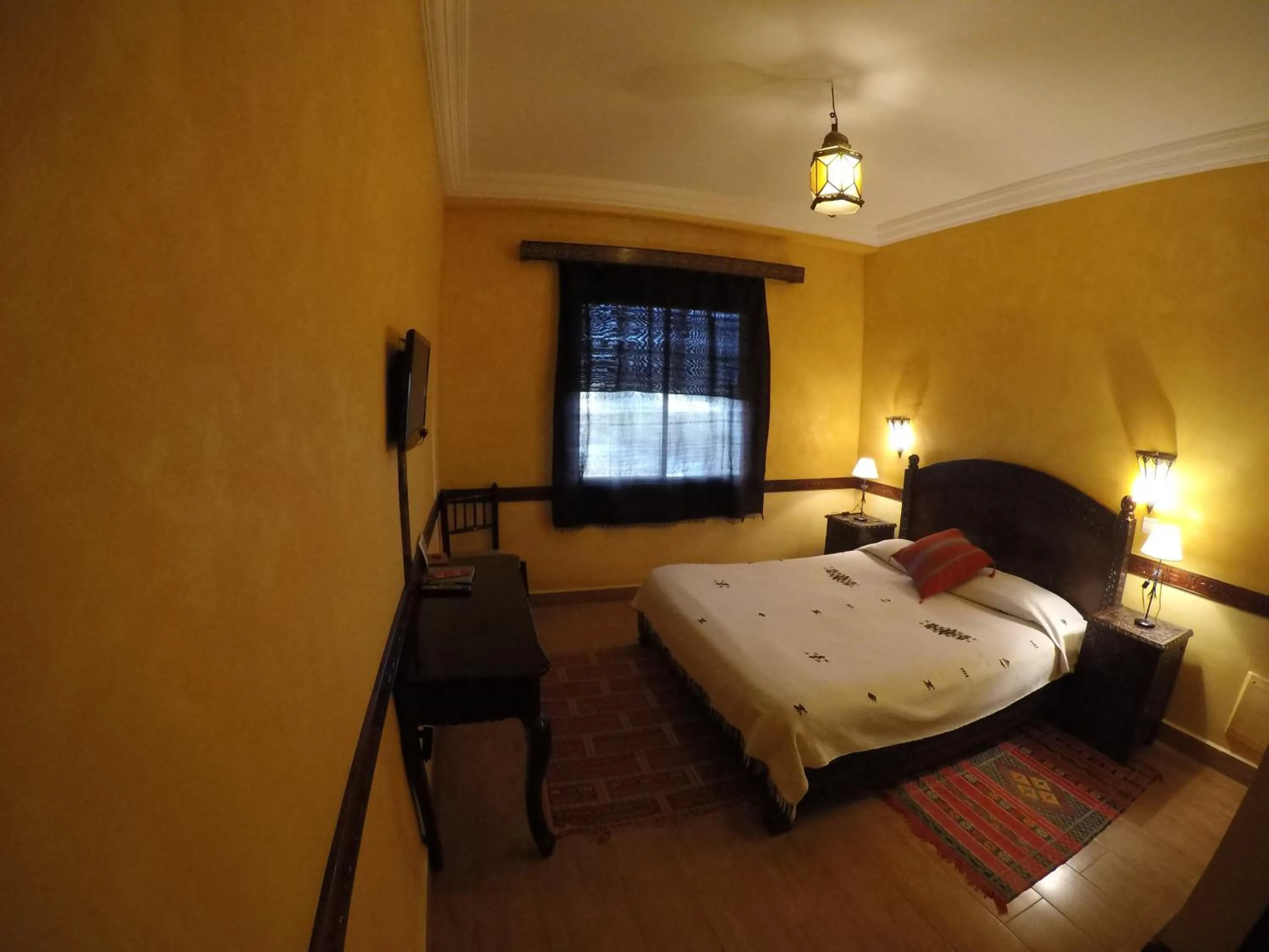 Photo of the whole room, Bed in Riad Zahra