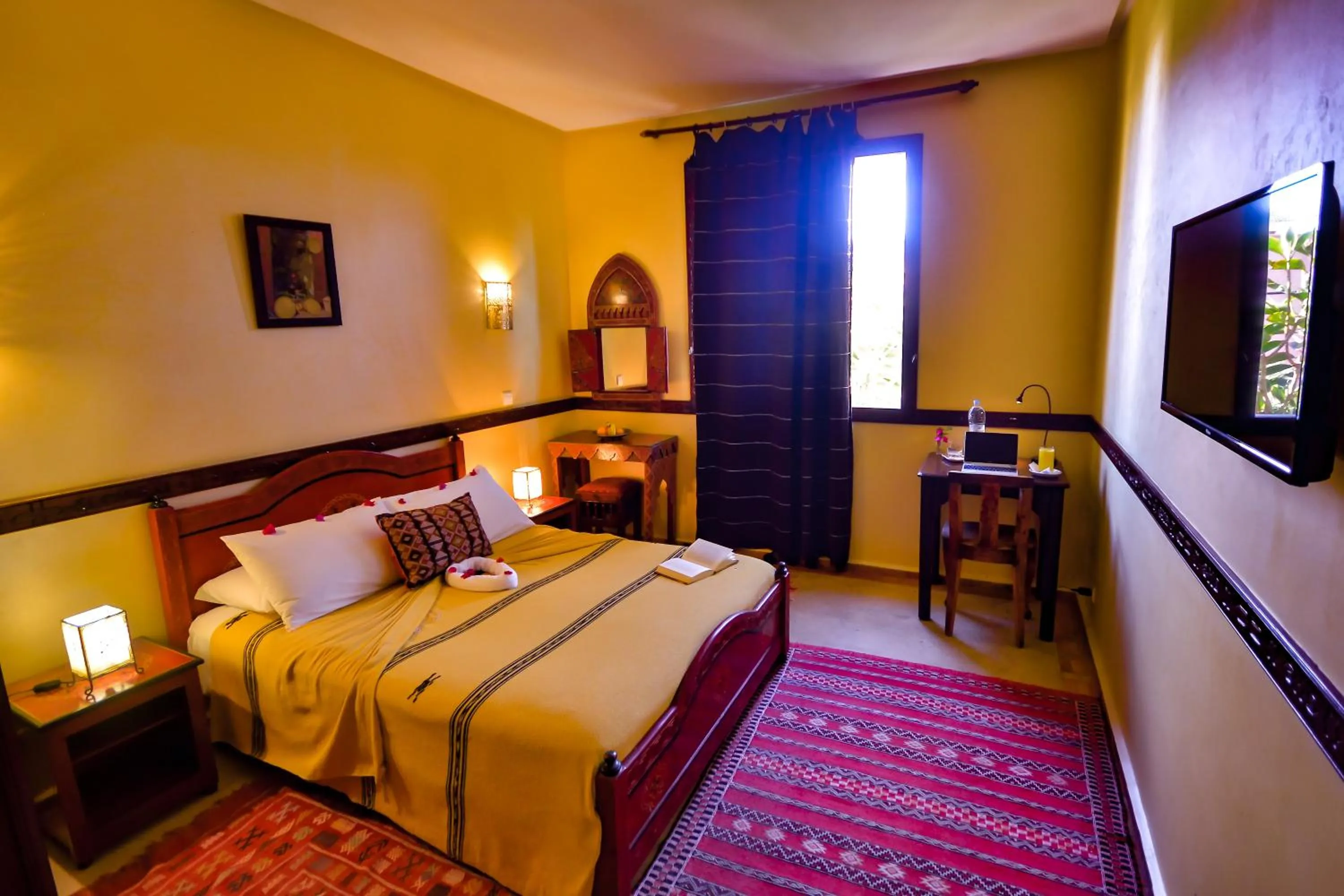 Photo of the whole room, Bed in Riad Zahra