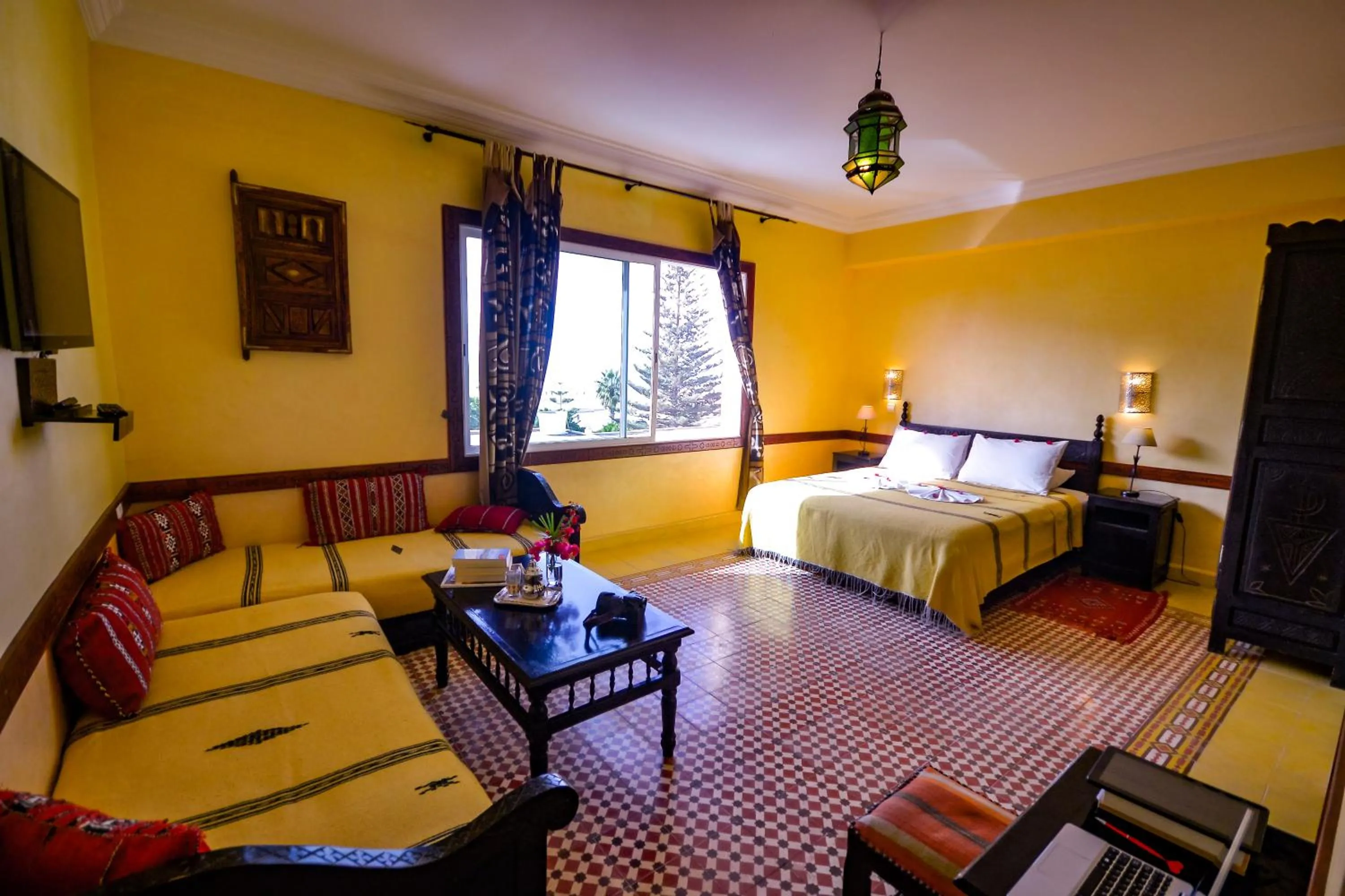 Photo of the whole room, Bed in Riad Zahra