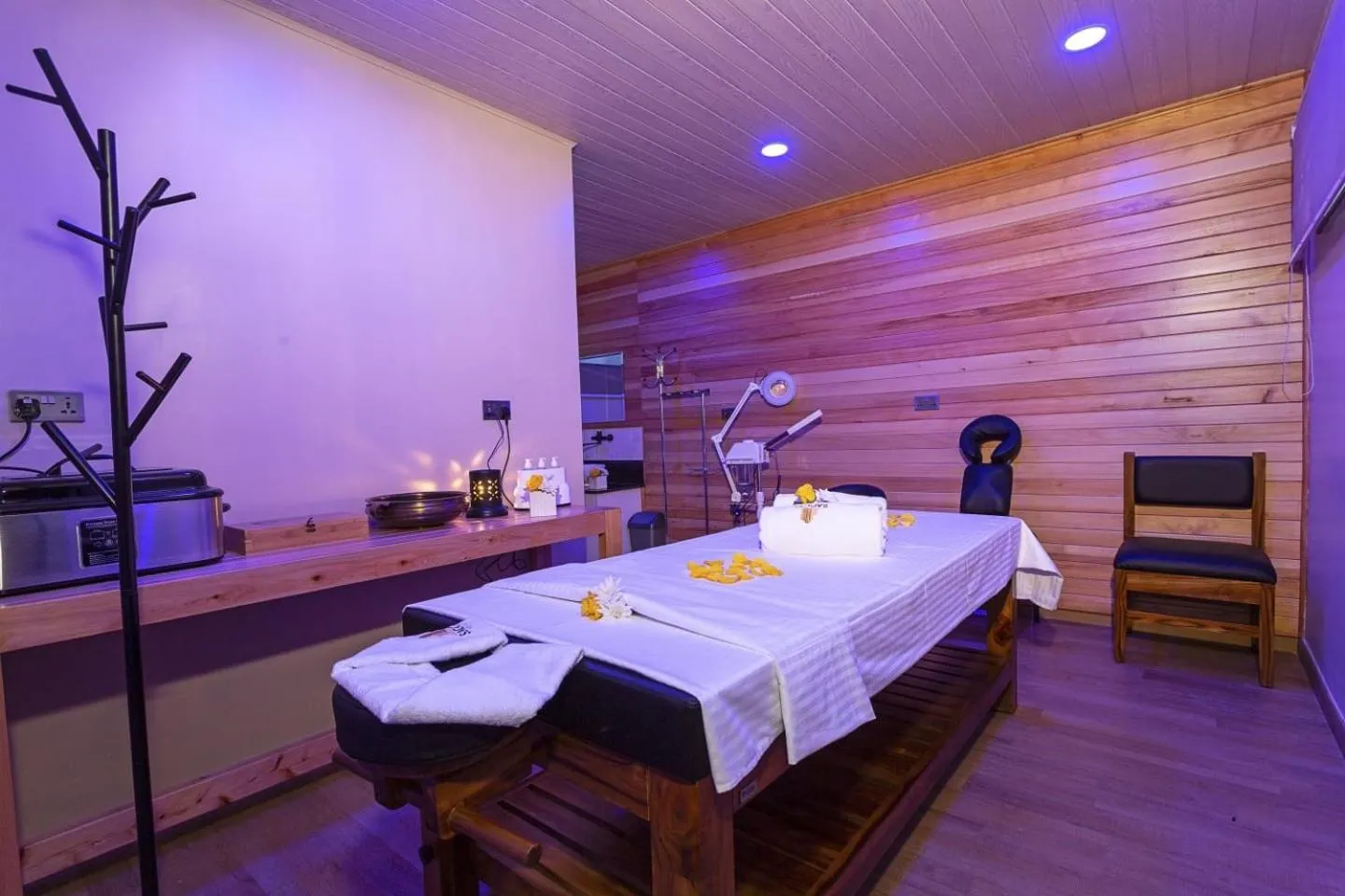 Massage in Saggys Suites Hotel & Spa