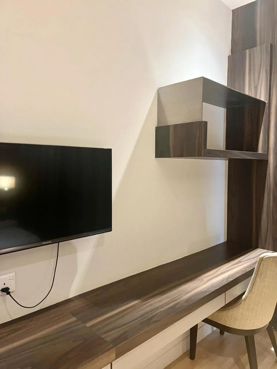 hair dresser in D'Majestic by Lush Living