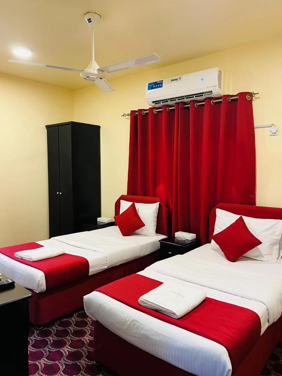 Bedroom, Bed in DANA HOTEL-Clock Tower Sharjah