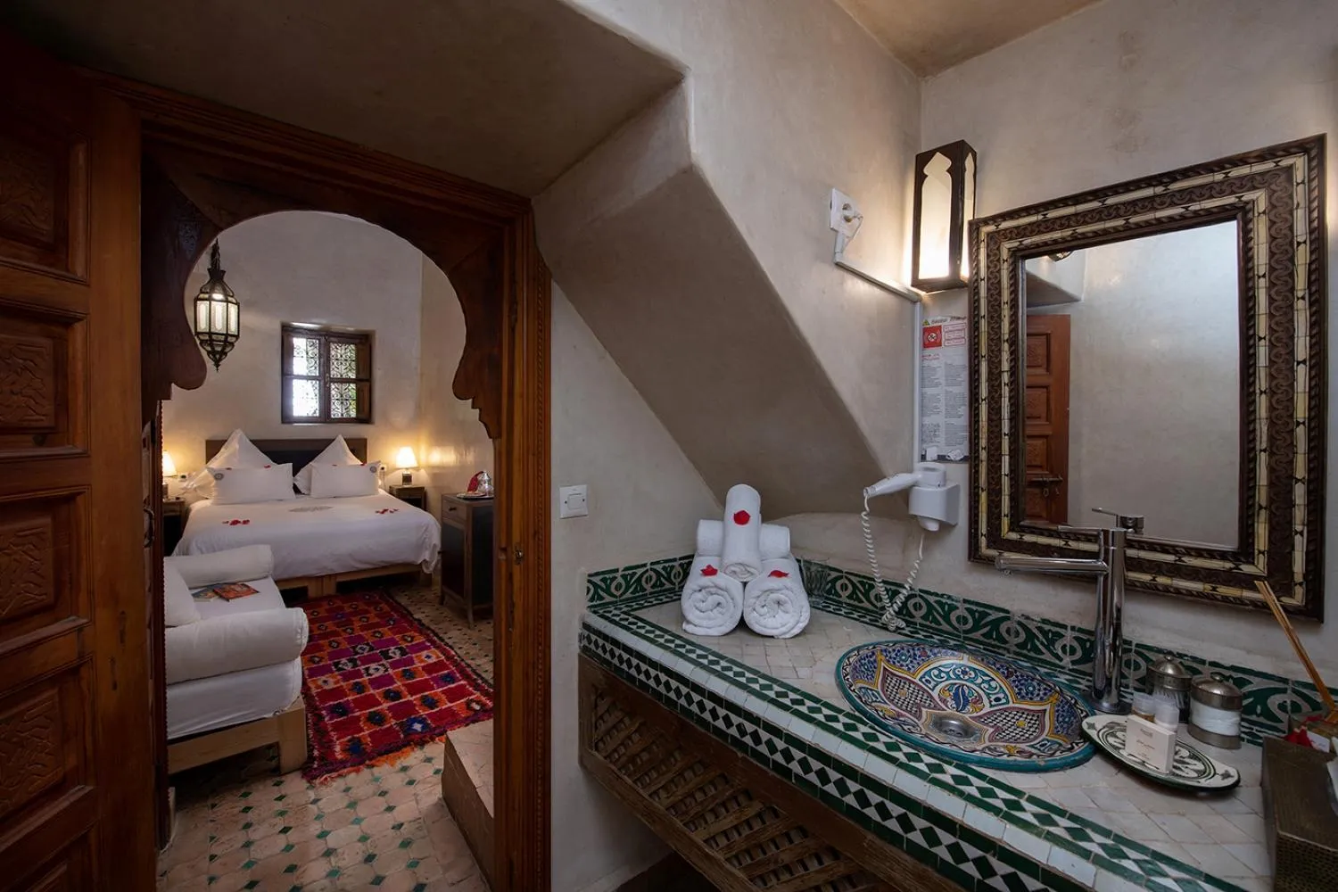 Bathroom, Bed in Riad Dar Justo Hotel Boutique & Spa