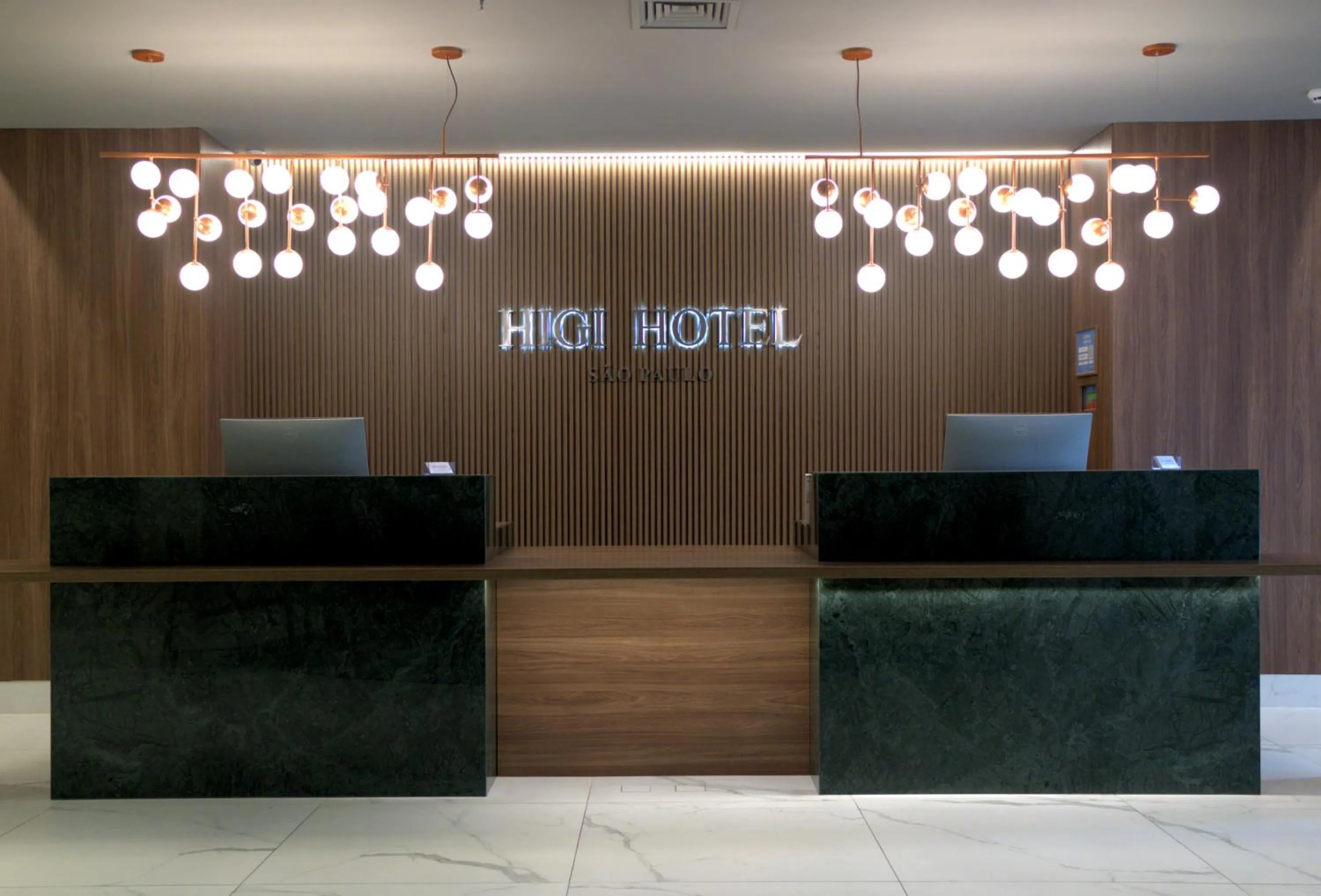 Lobby or reception in HIGI HOTEL SÃO PAULO