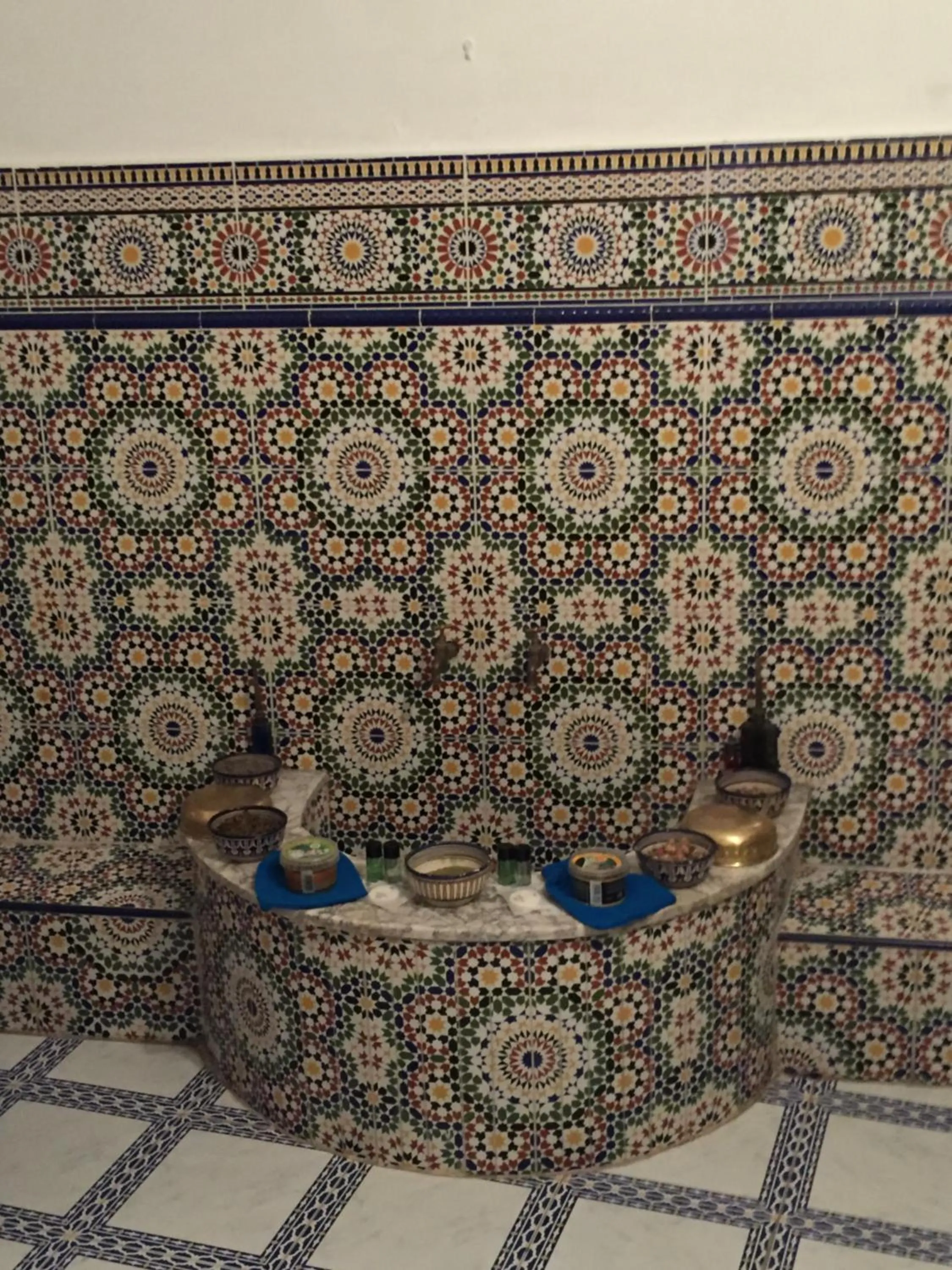 Steam room in Riad A La Belle Etoile