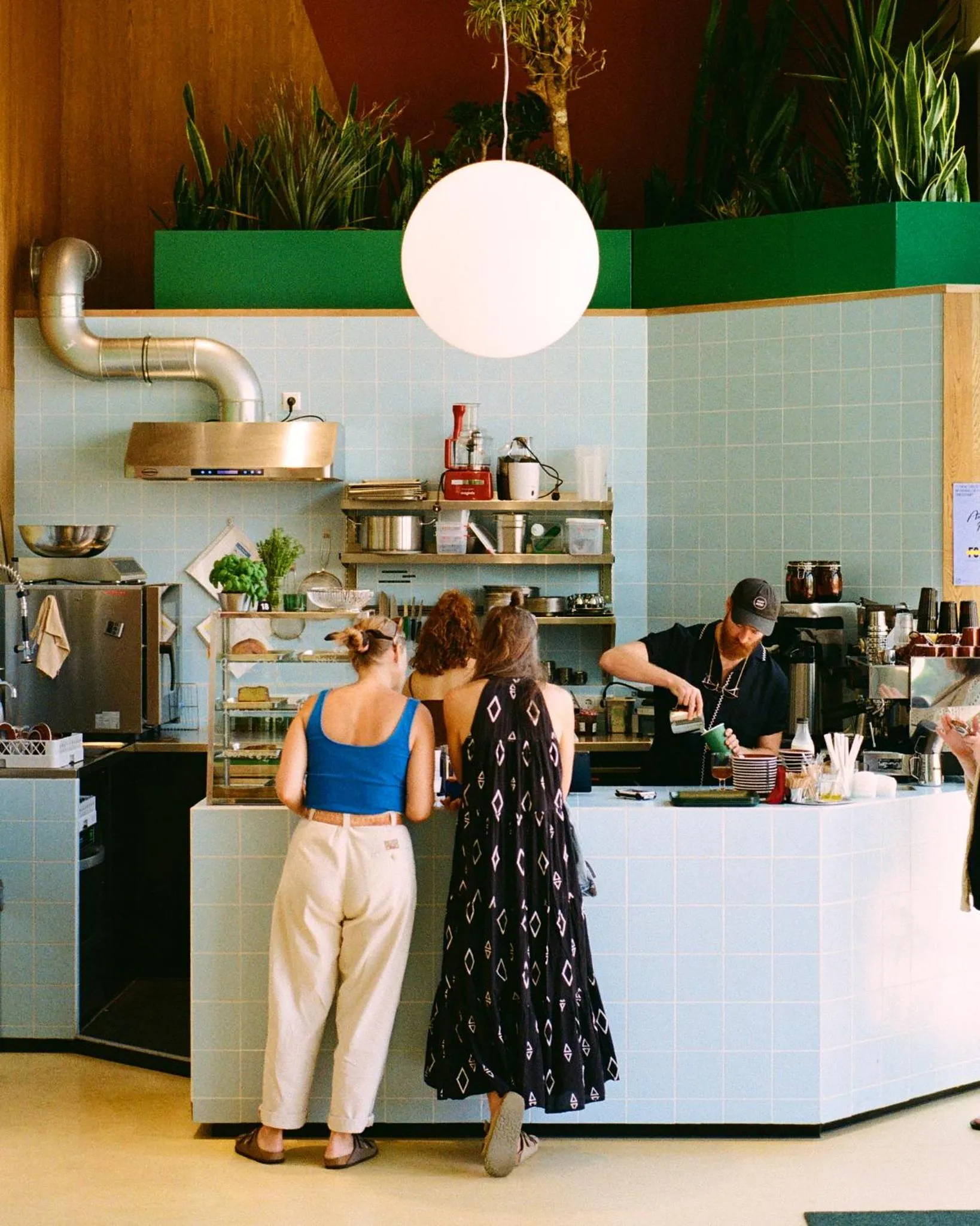 Restaurant/places to eat in Poppies