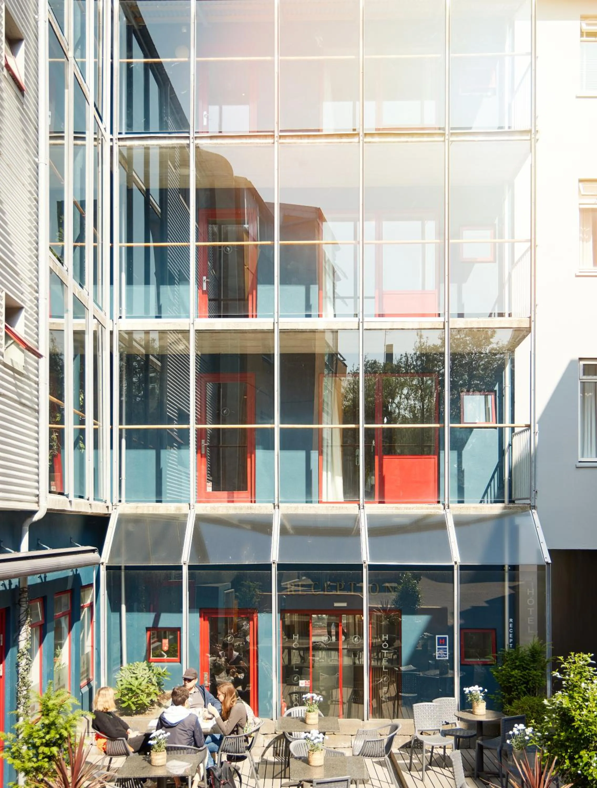 Property building in Hotel Frón