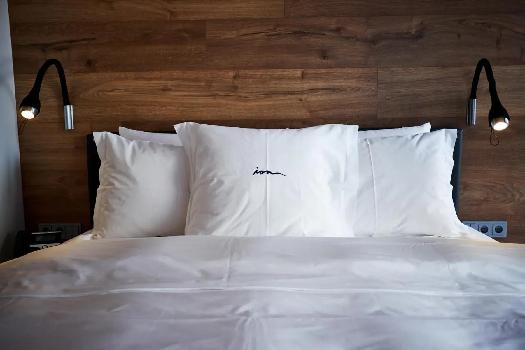 Bed in ION Adventure Hotel, Nesjavellir, a Member of Design Hotels Bed in ION Adventure Hotel, Nesjavellir, a Member of Design Hotels