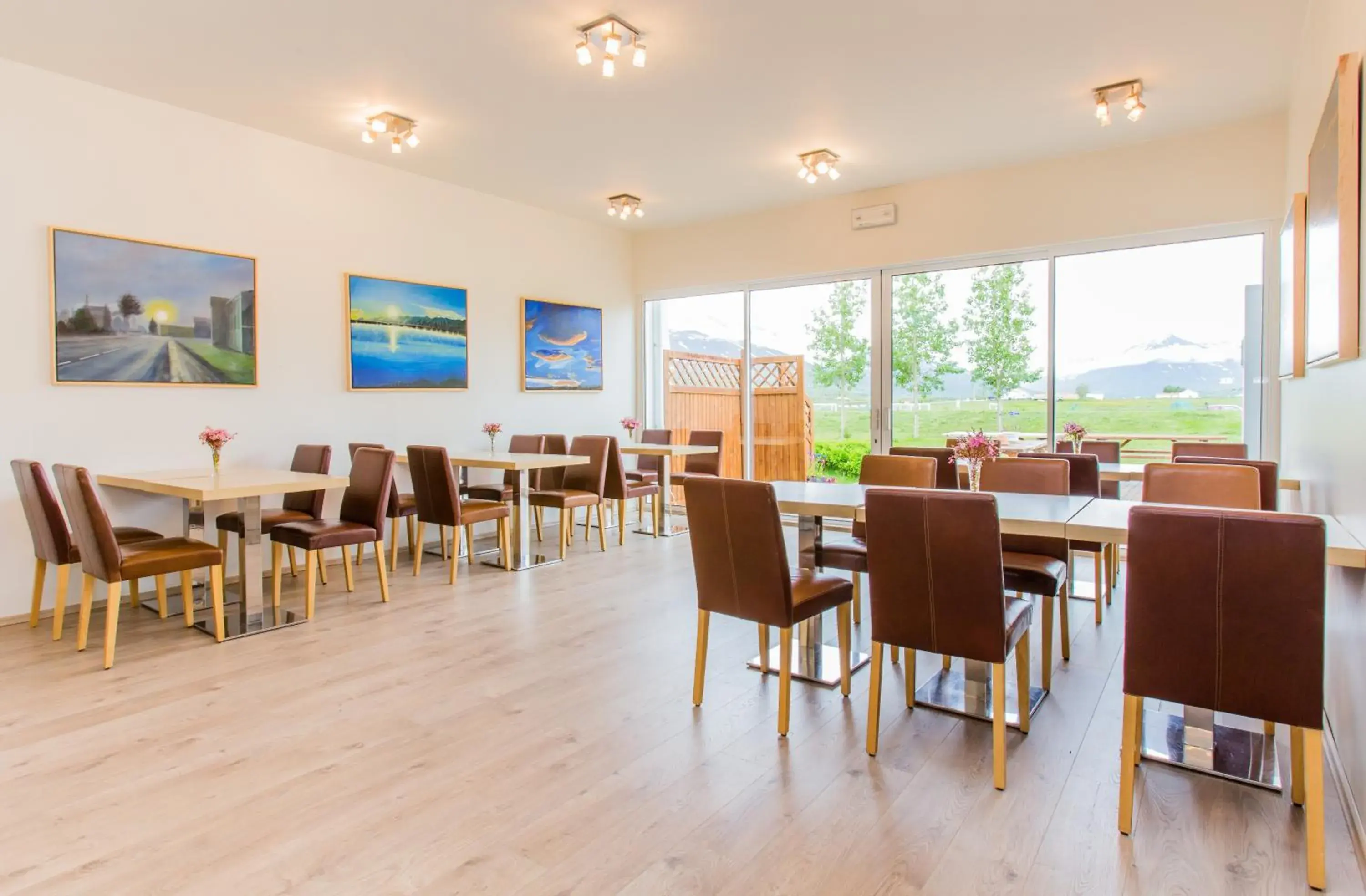 Restaurant/places to eat in Hótel Dalvík Restaurant/places to eat in Hótel Dalvík