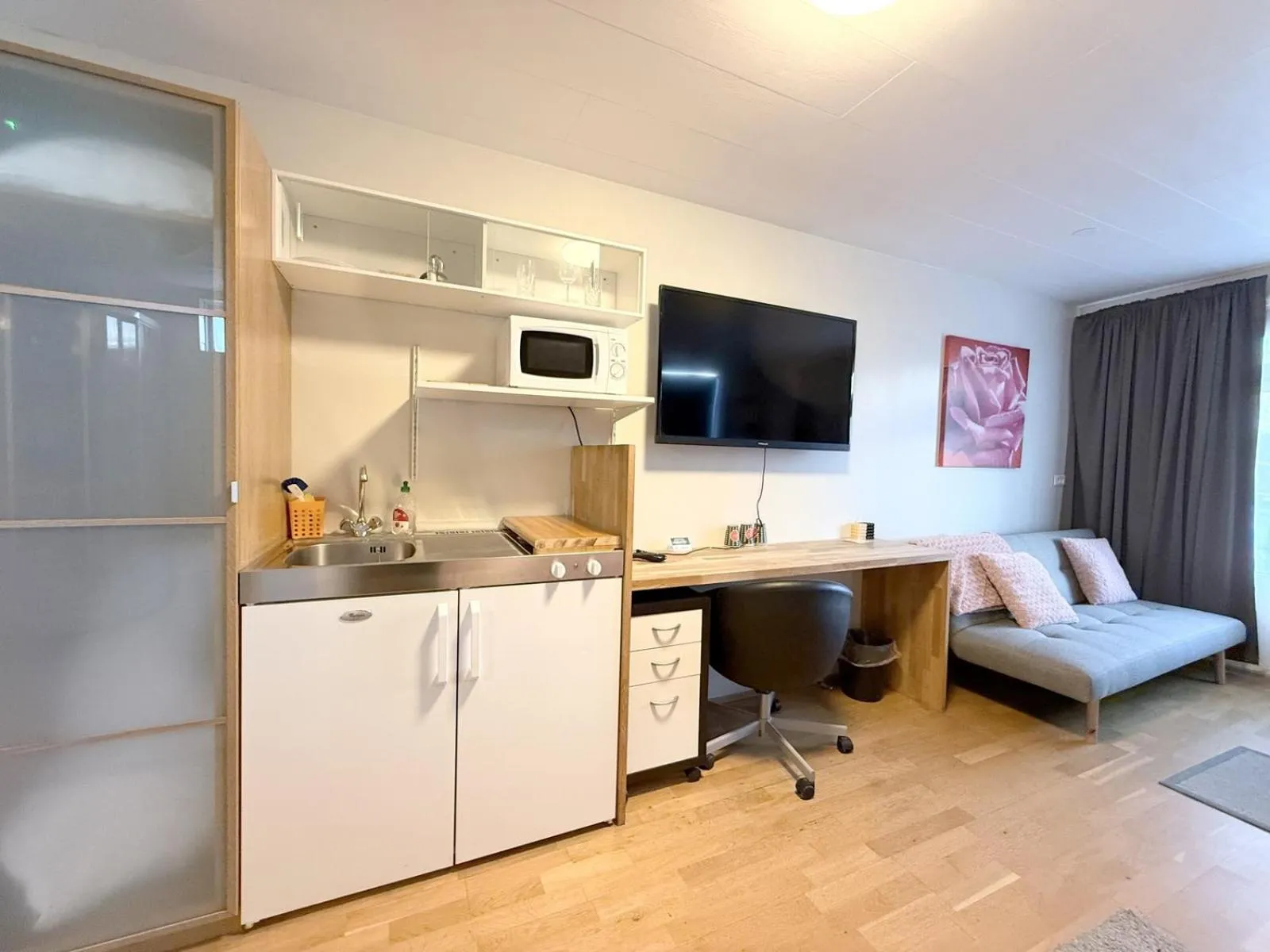 Kitchen or kitchenette in Hótel Dalvík