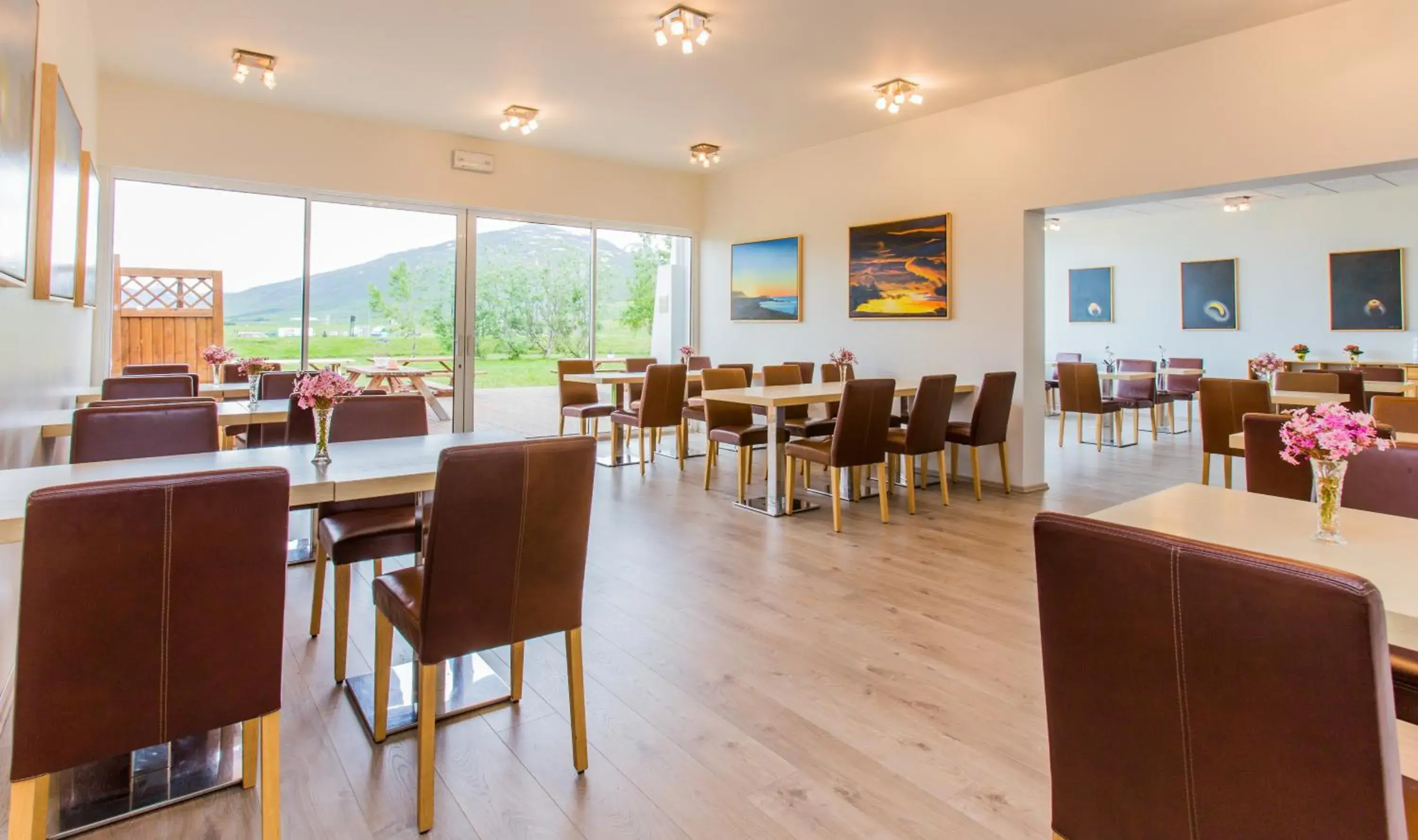 Restaurant/places to eat in Hótel Dalvík Restaurant/places to eat in Hótel Dalvík