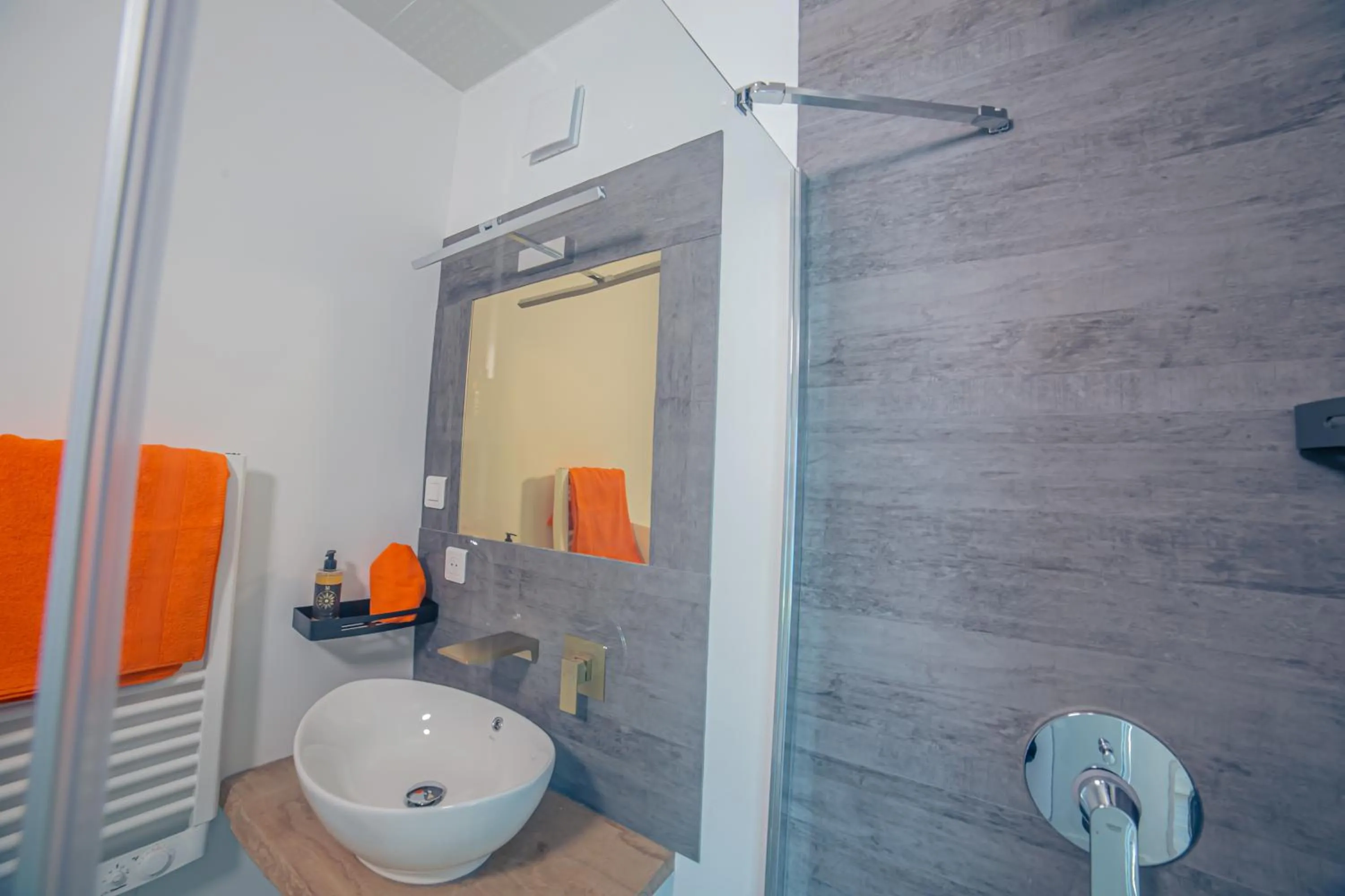 VILLA piscine-spa-sauna, 25 personnes, 5 mn océan