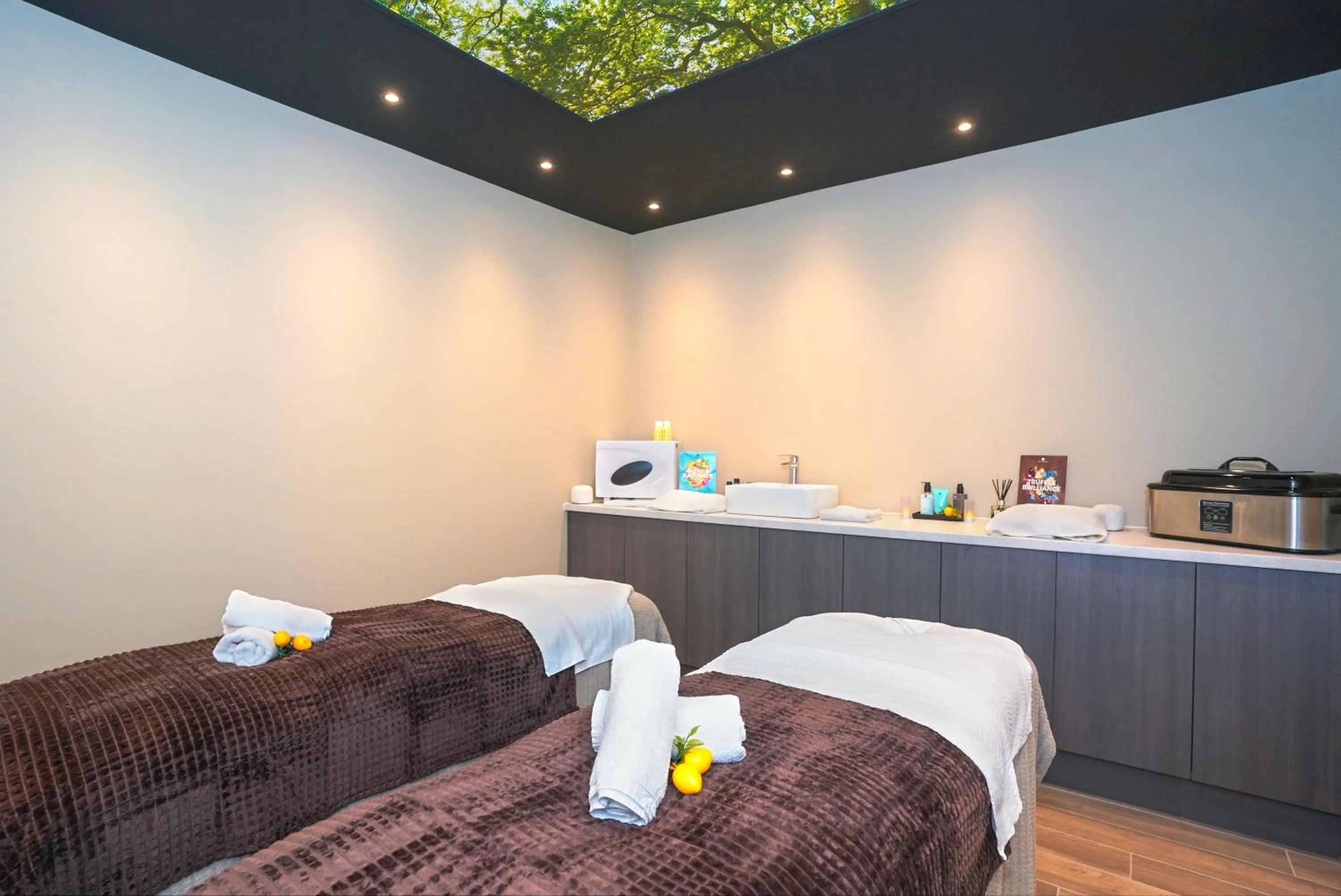 Massage, Bed in Park hall Hotel & Spa Lancashire, a member of Radisson Individuals