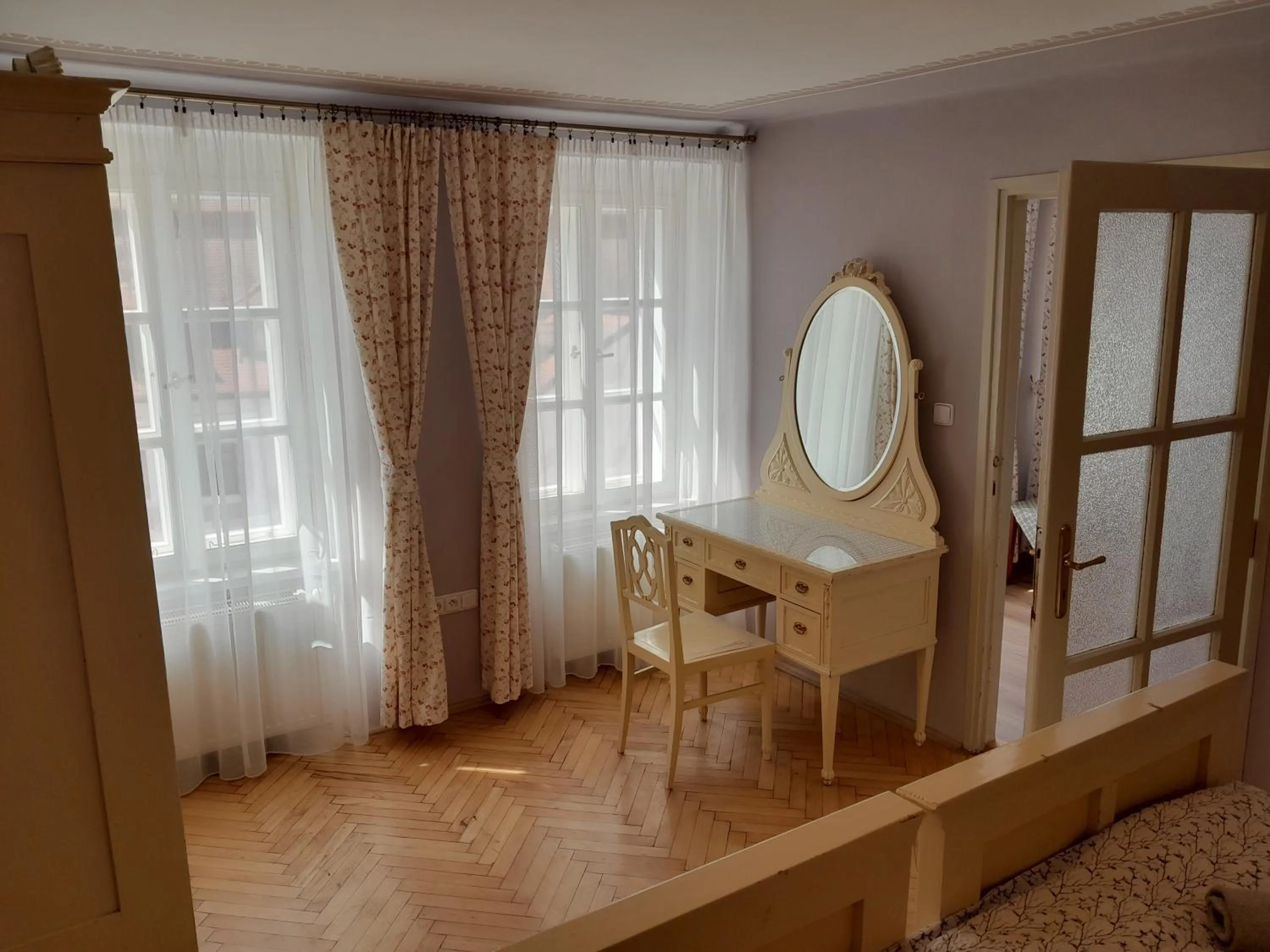 hair dresser in Apartments Kájovská 63