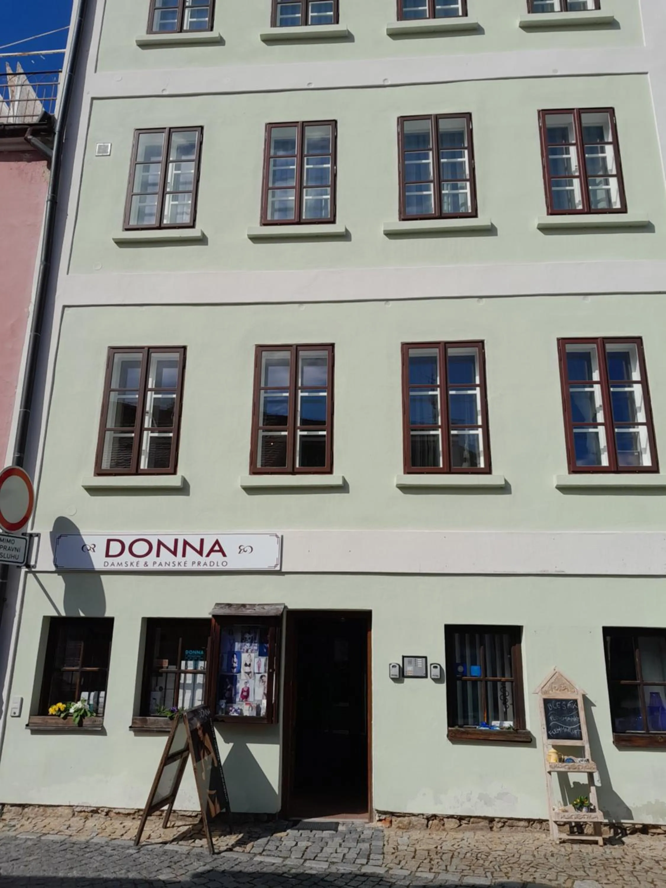 Property building in Apartments Kájovská 63