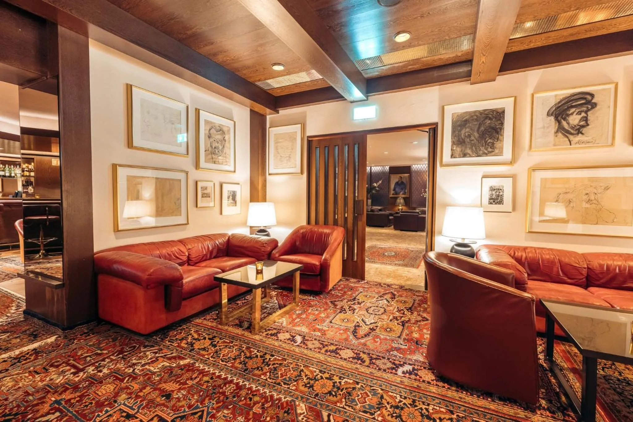 Lounge or bar in Hotel Holt - The Art Hotel