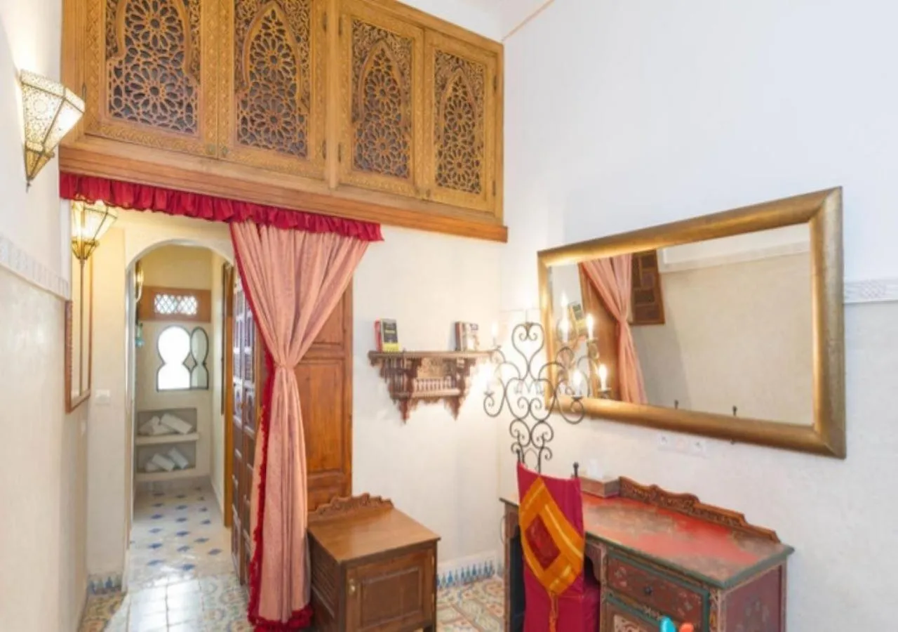 Photo of the whole room in Riad Maison Arabo-Andalouse