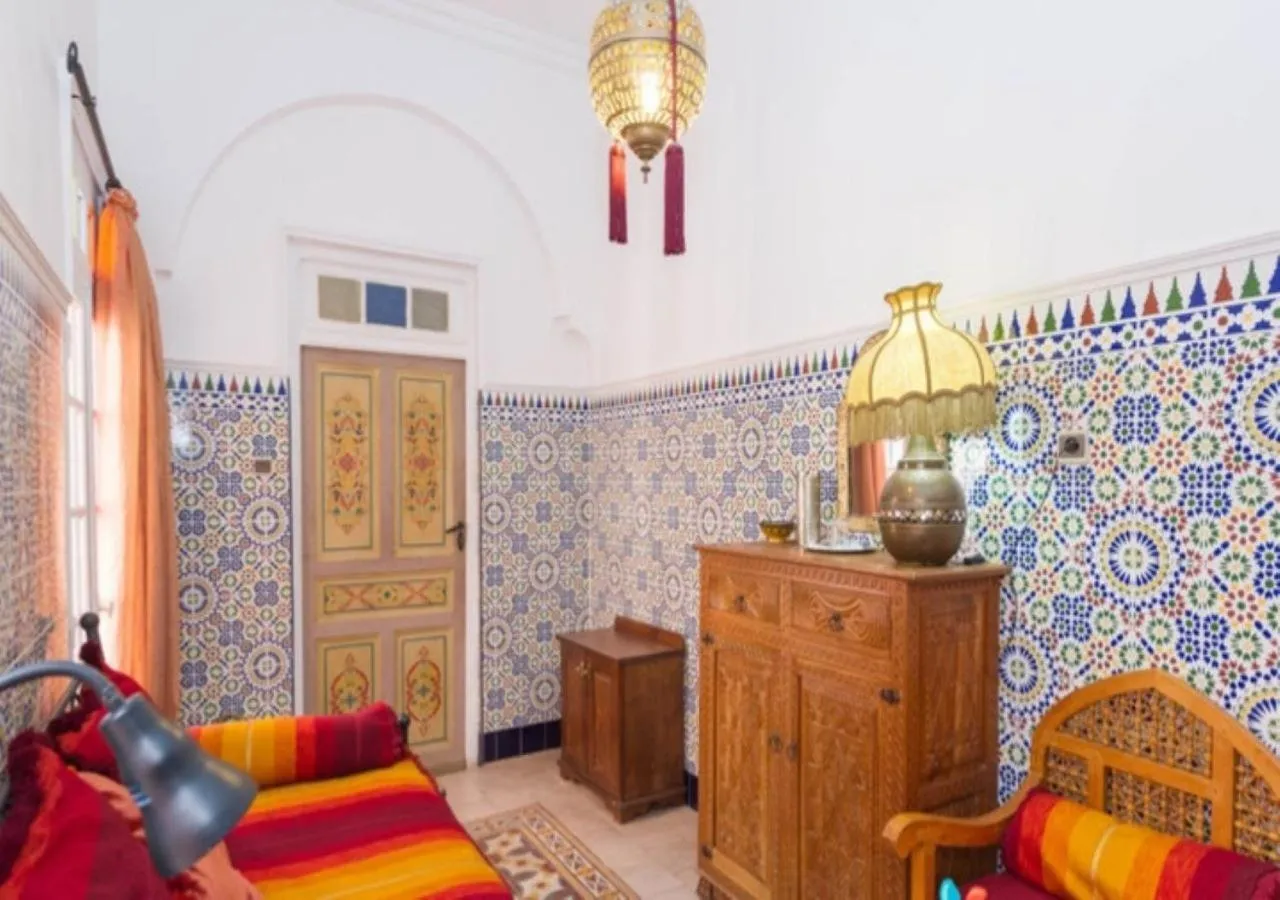 Photo of the whole room in Riad Maison Arabo-Andalouse