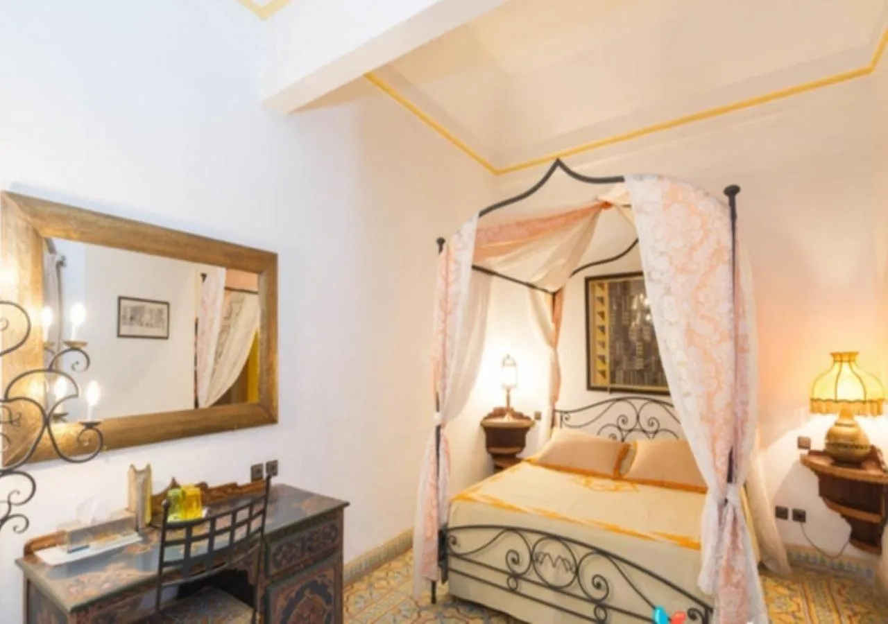 Photo of the whole room, Bed in Riad Maison Arabo-Andalouse
