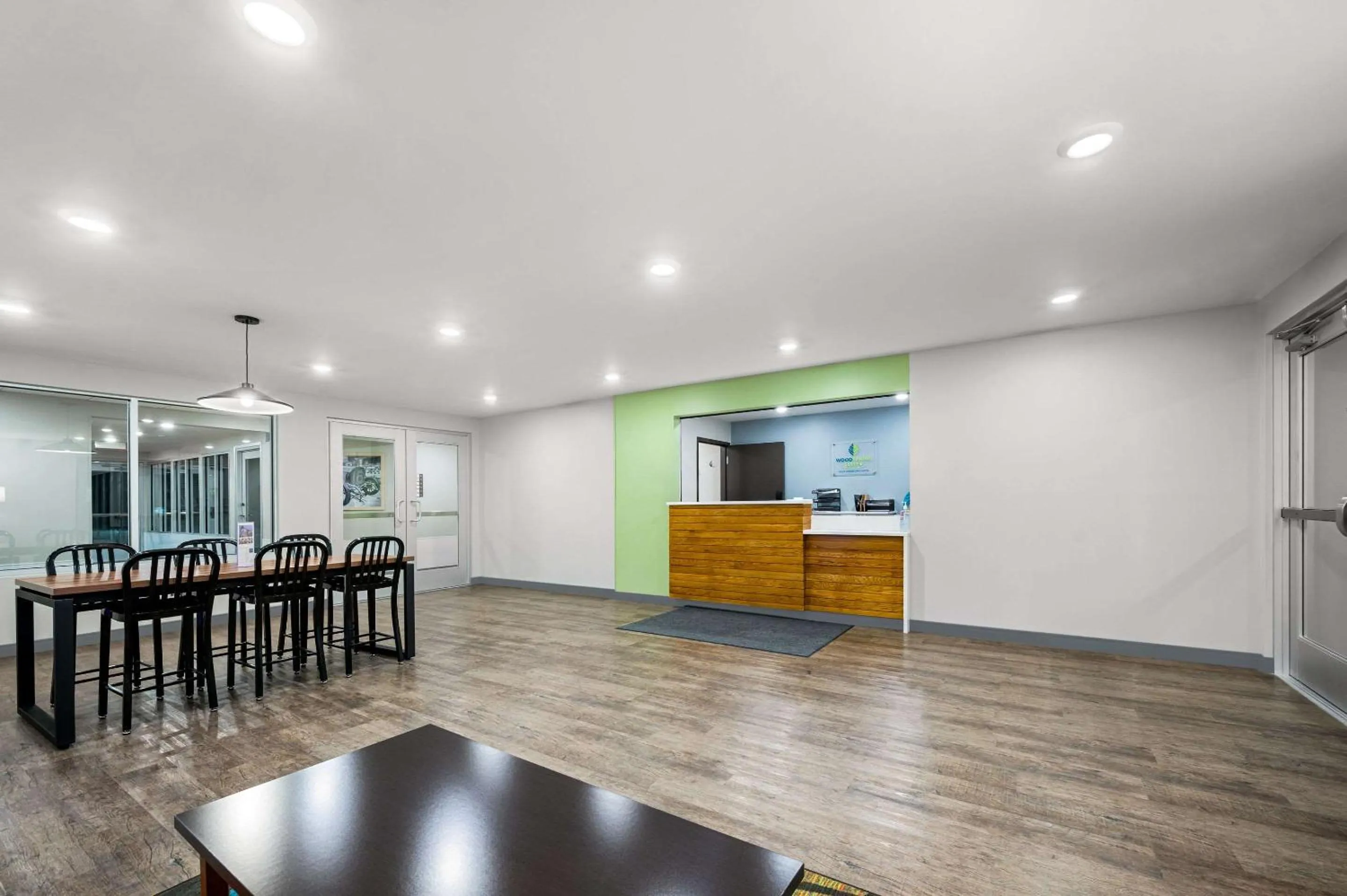 Lobby or reception in WoodSpring Suites Dearborn Detroit
