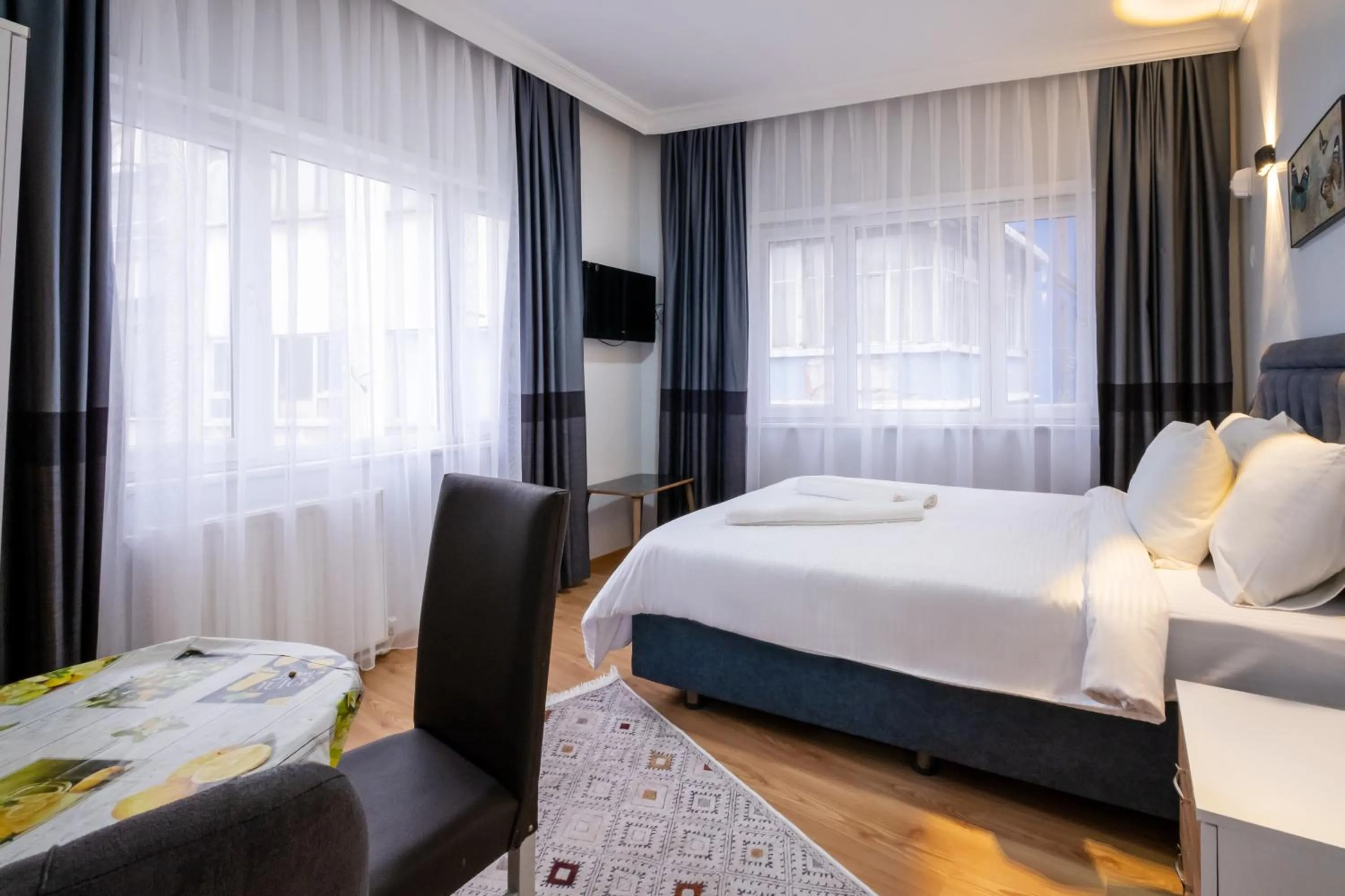 Bed in İSTANBLUE TAKSİM APART HOTEL