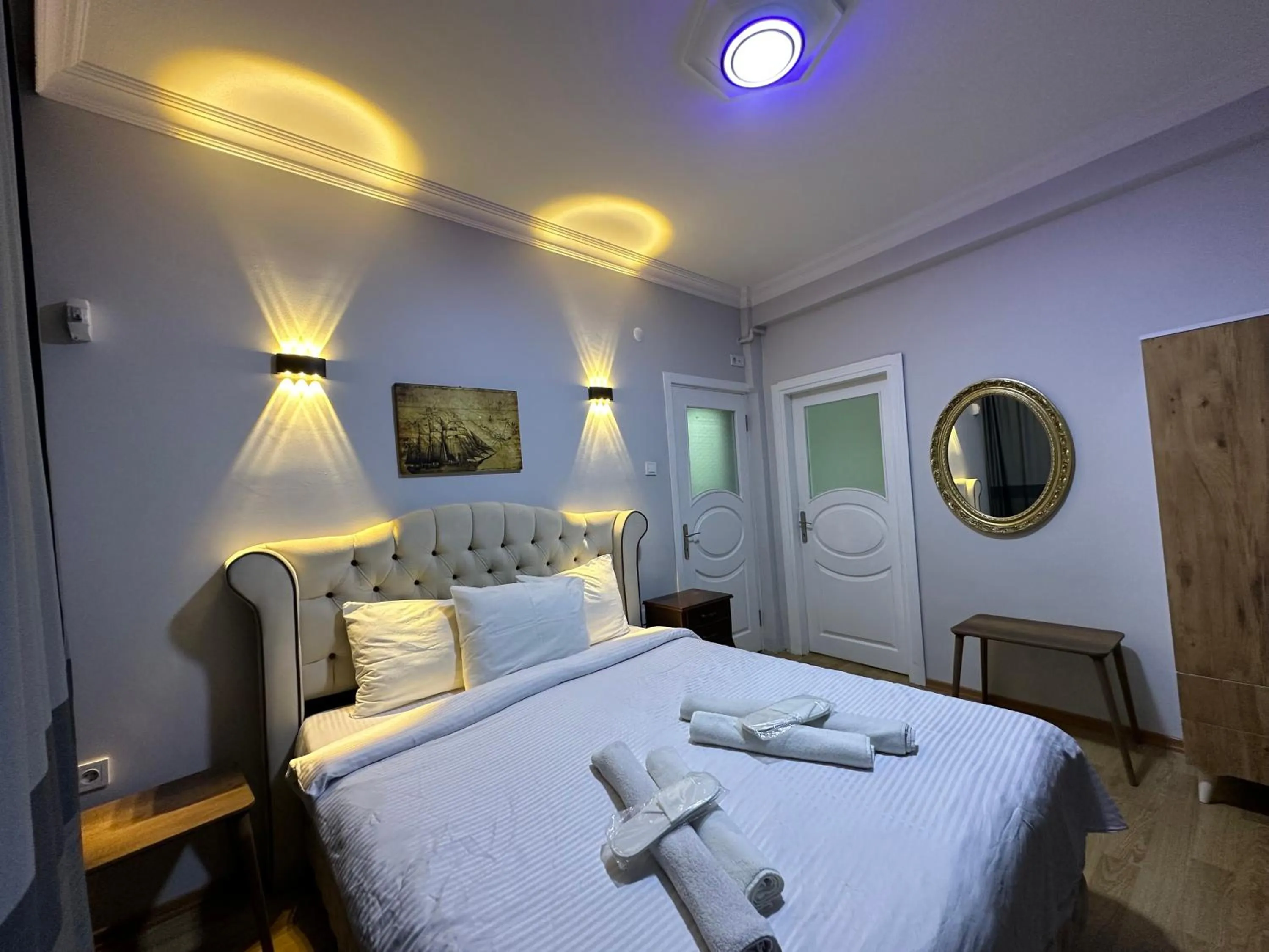 Bed in İSTANBLUE TAKSİM APART HOTEL