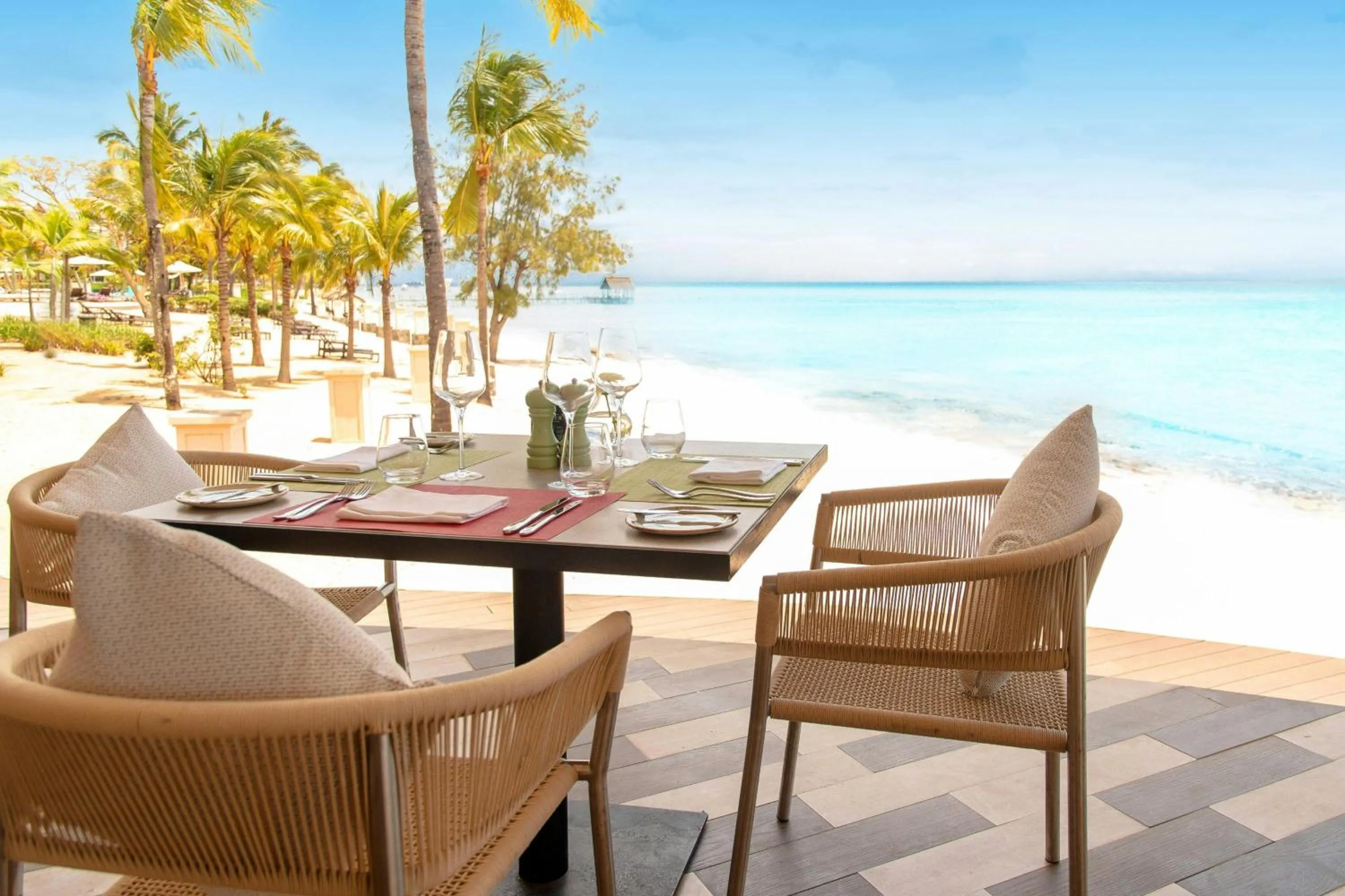 Restaurant/places to eat in Le Meridien Ile Maurice