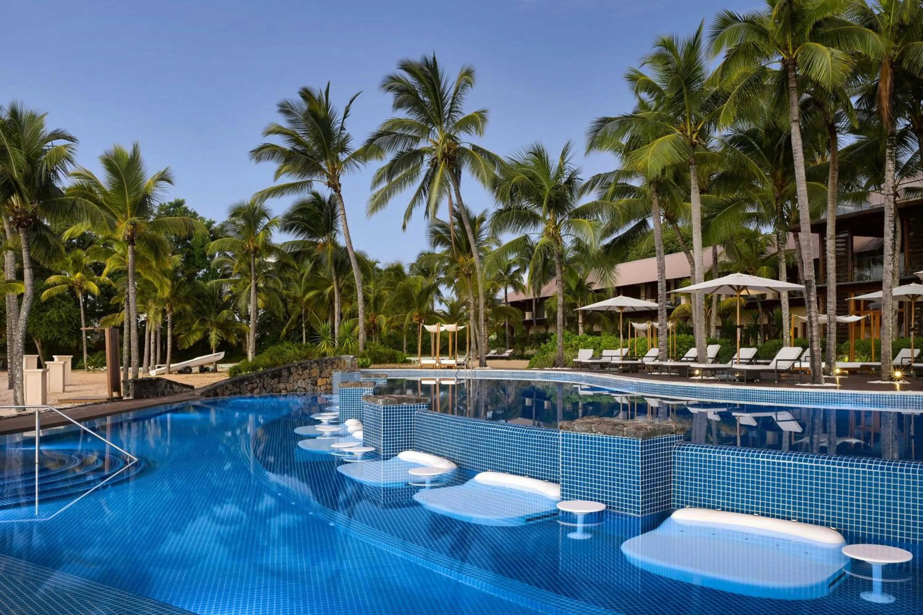Swimming pool in Le Meridien Ile Maurice