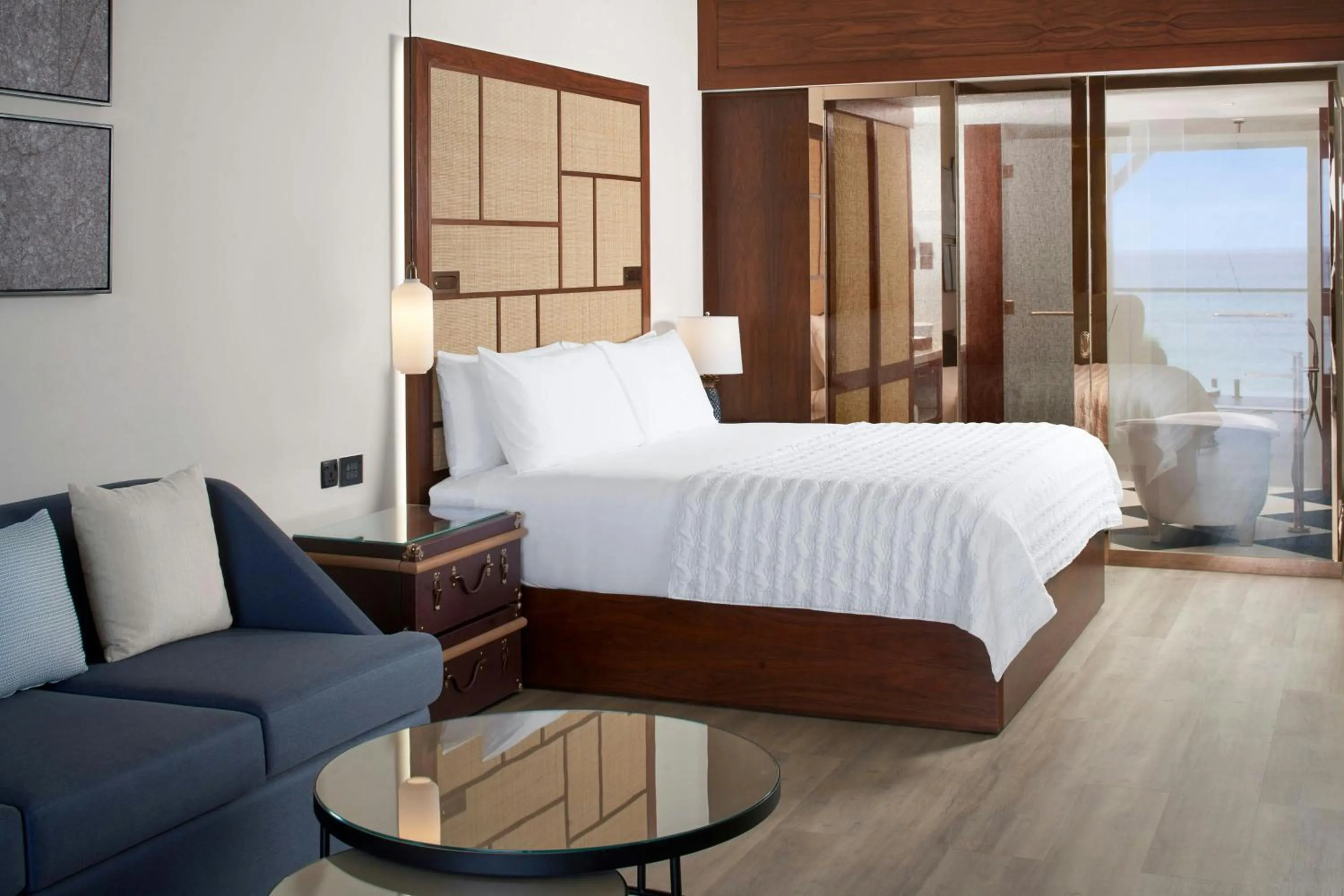 Beach, Bed in Le Meridien Ile Maurice