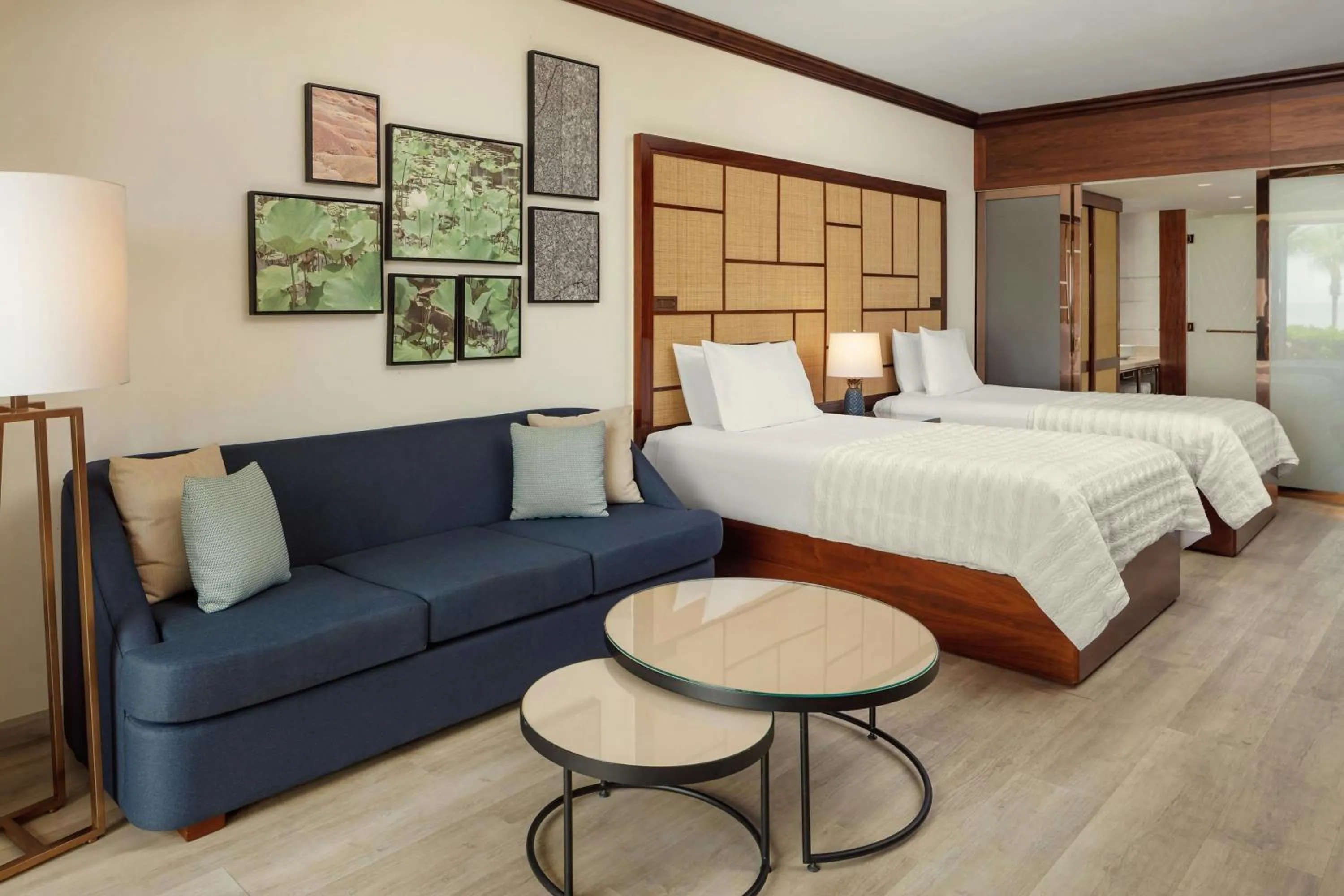 Beach, Bed in Le Meridien Ile Maurice