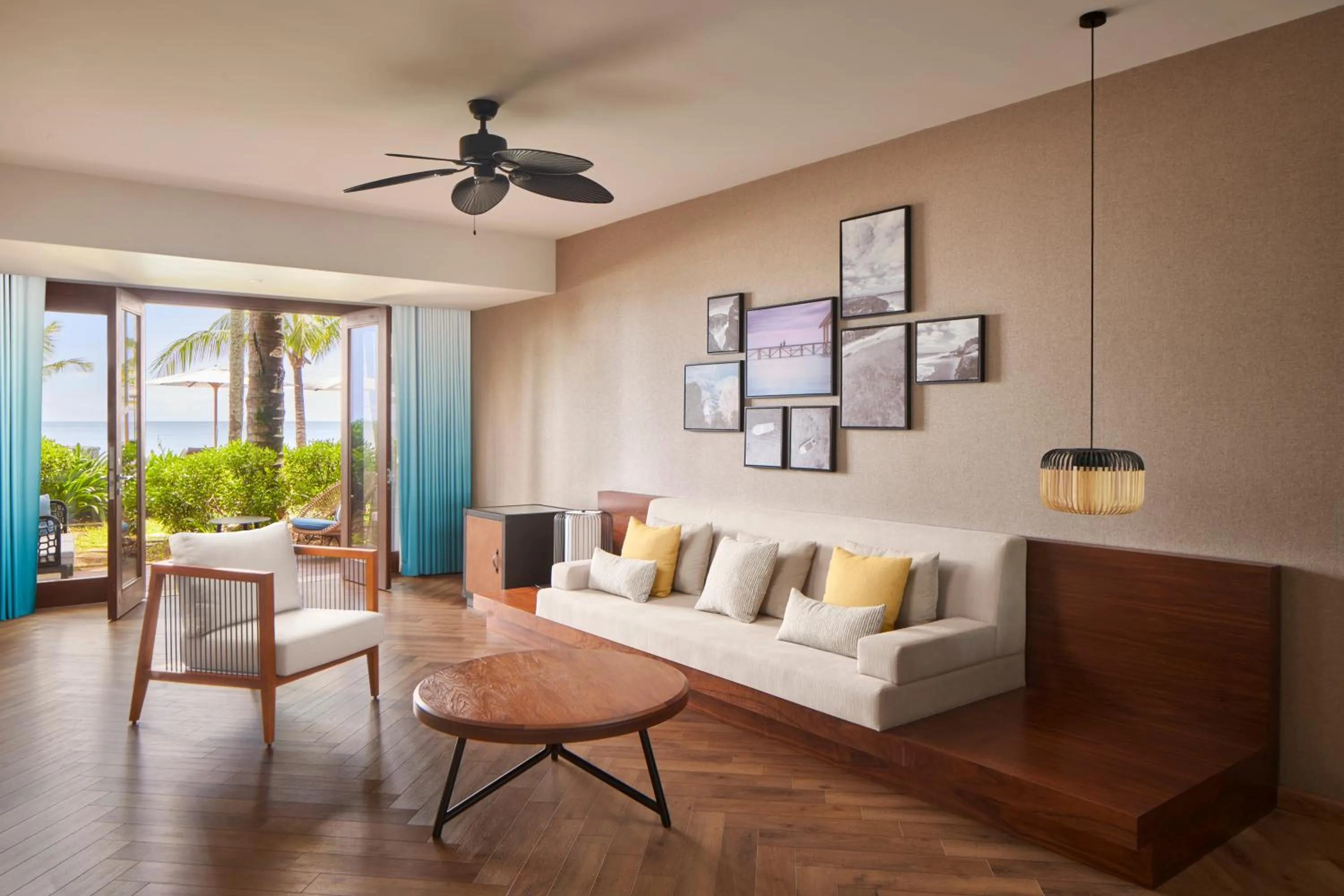 Living room in Le Meridien Ile Maurice