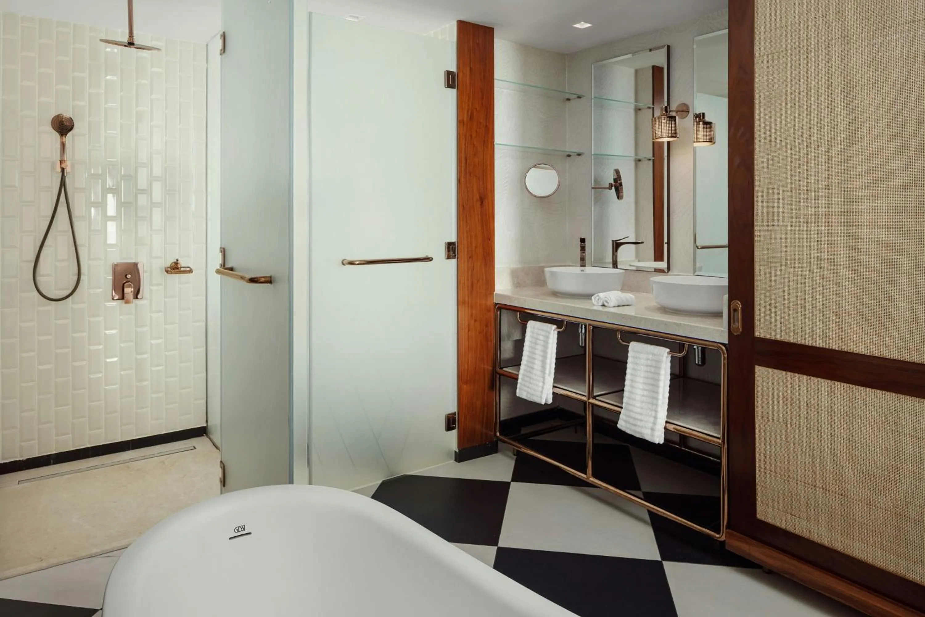 Bathroom in Le Meridien Ile Maurice