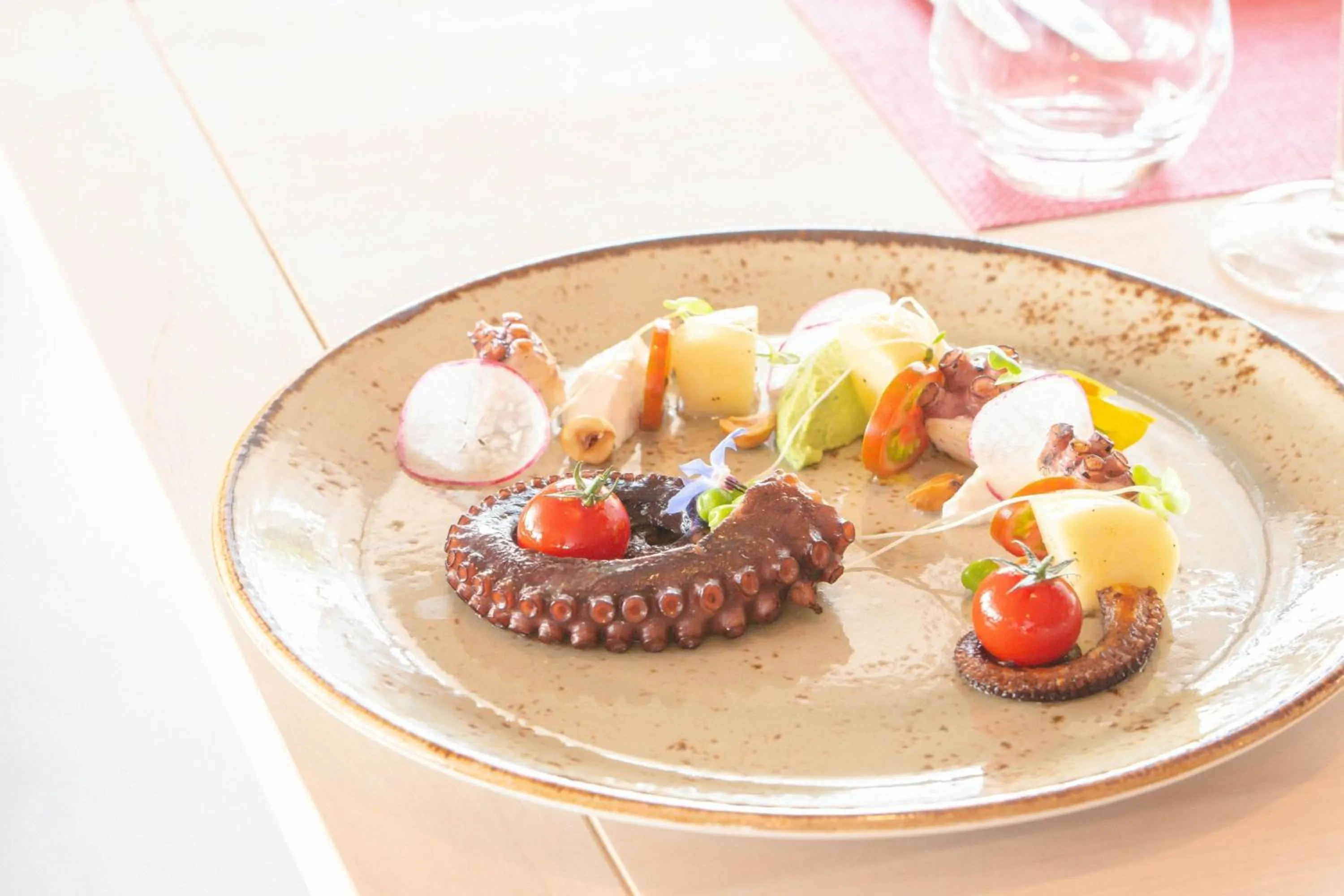 Restaurant/places to eat in Le Meridien Ile Maurice