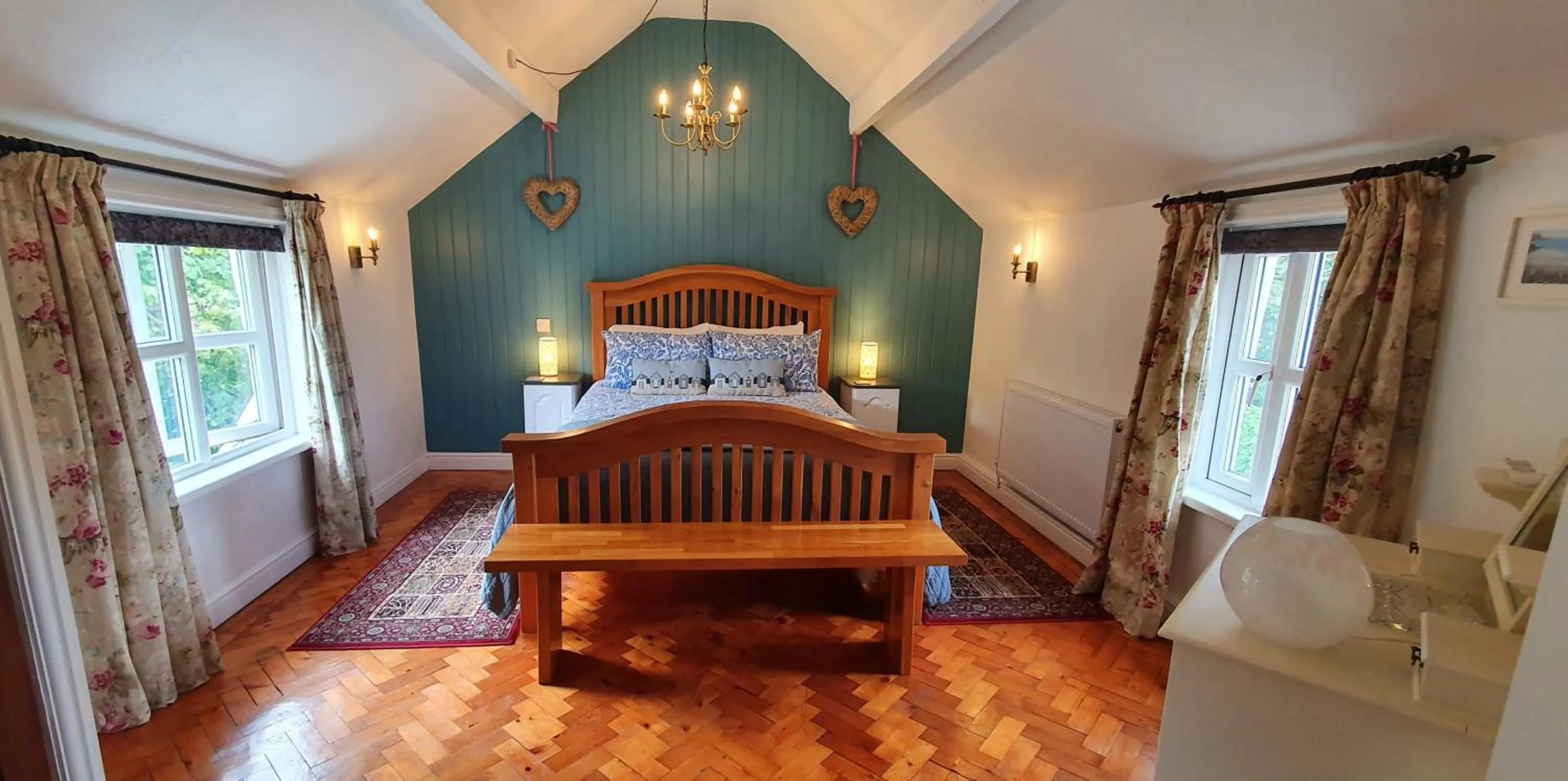 Bedroom, Bed in Vale View Cottages -The Coach House, Great location in Prestatyn!