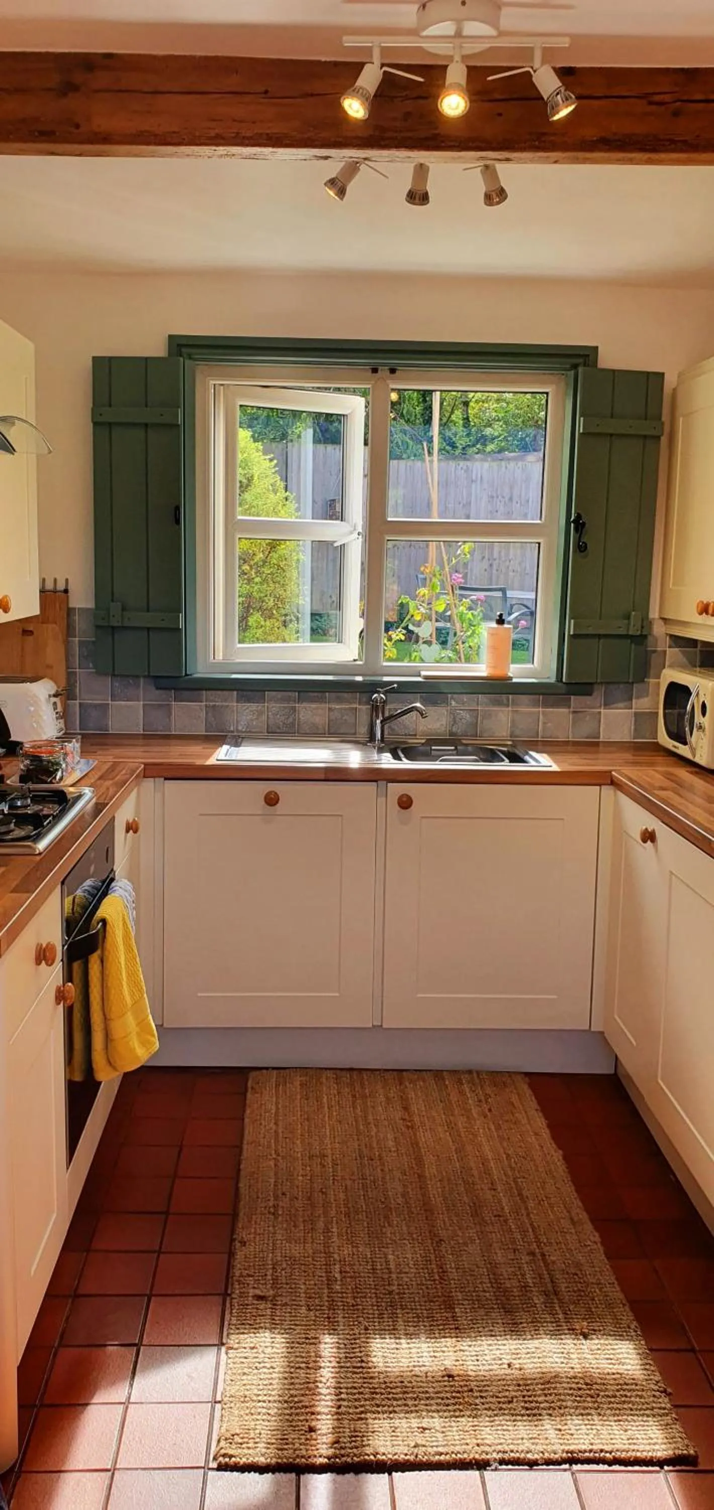 Kitchen or kitchenette in Vale View Cottages -The Coach House, Great location in Prestatyn!